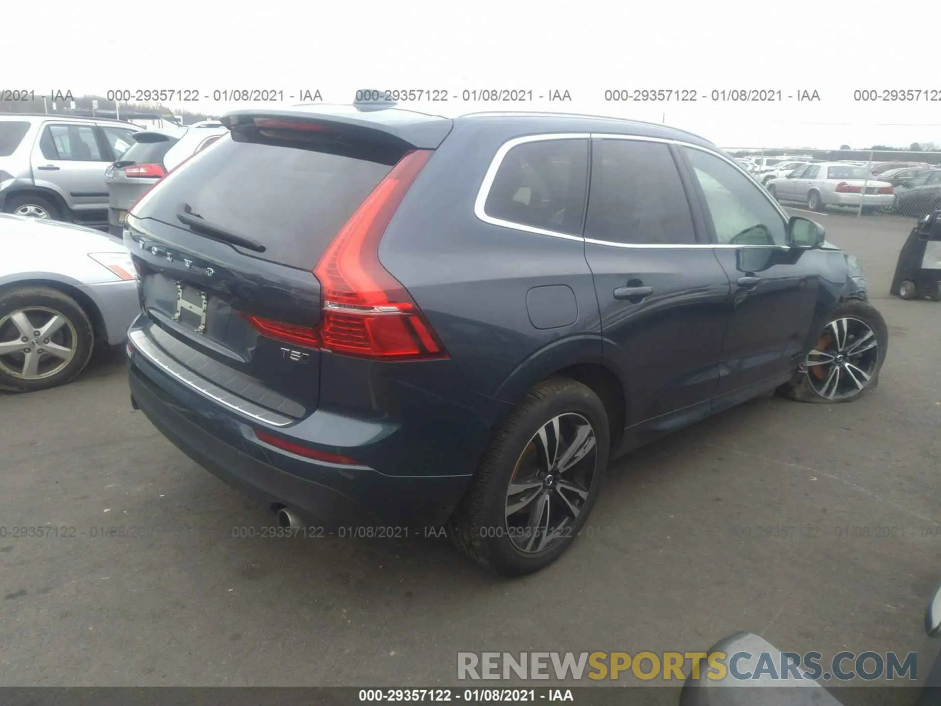 4 Photograph of a damaged car YV4102RKXL1558759 VOLVO XC60 2020