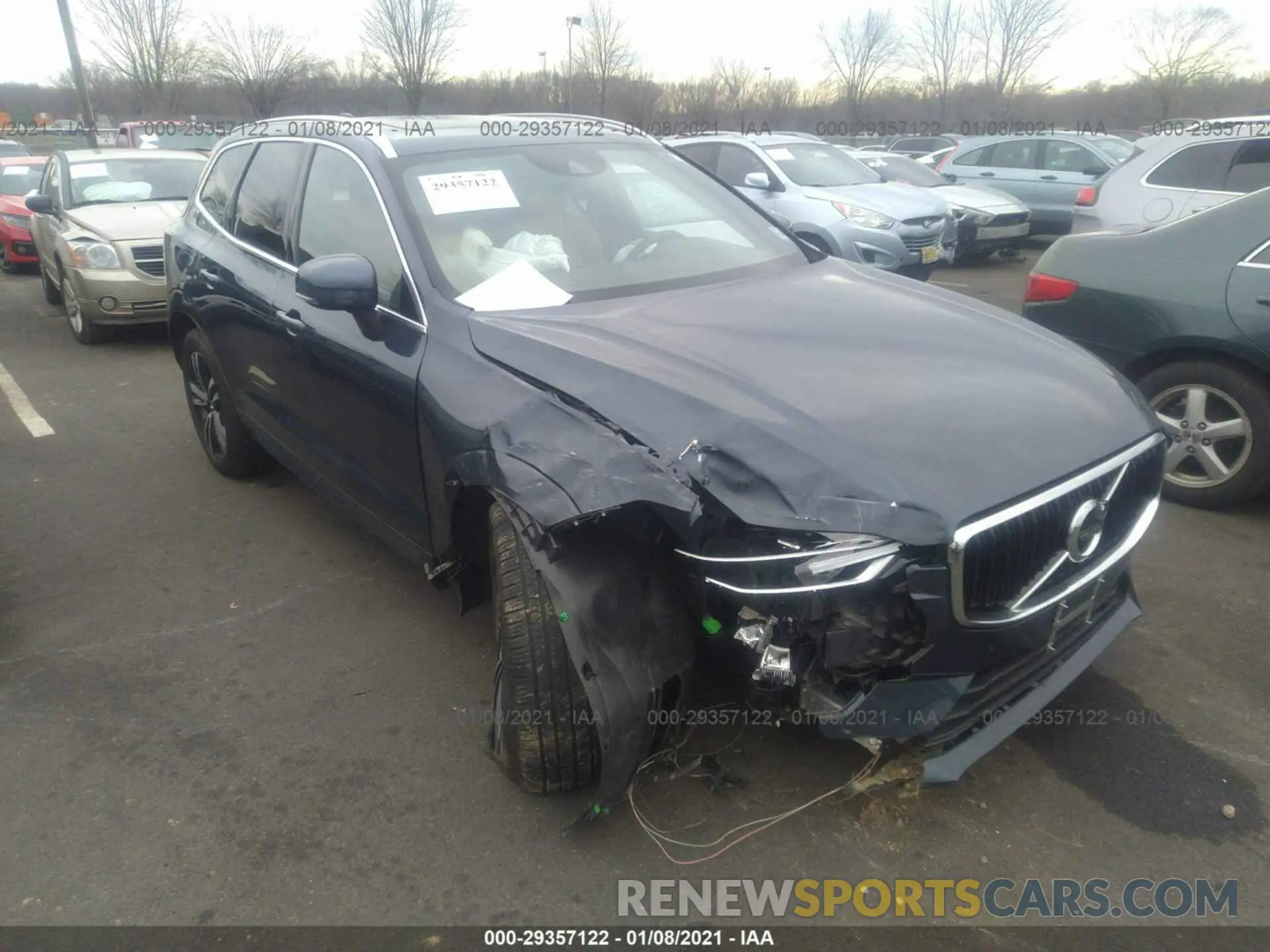 6 Photograph of a damaged car YV4102RKXL1558759 VOLVO XC60 2020