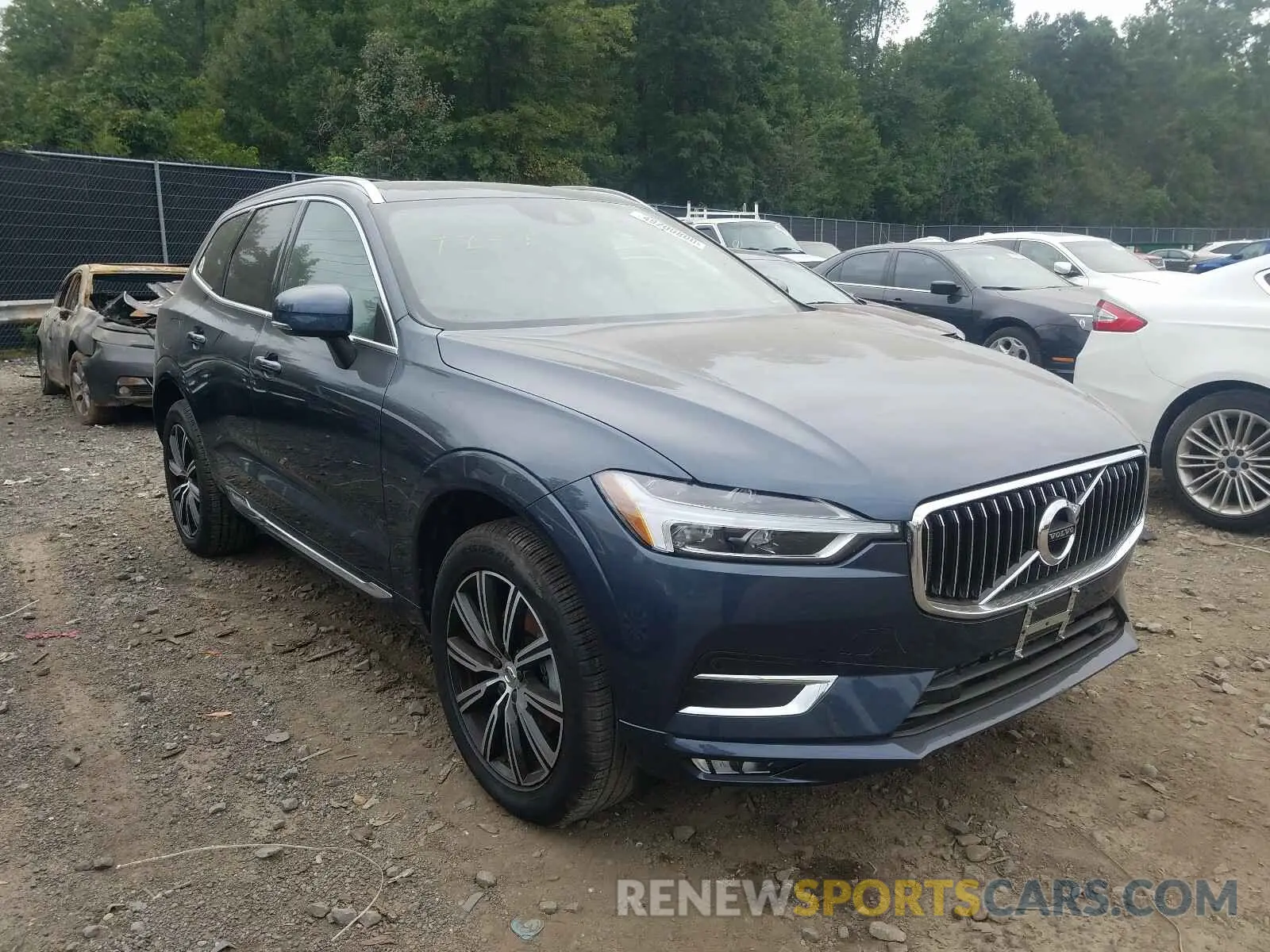 1 Photograph of a damaged car YV4102RL0L1517517 VOLVO XC60 2020