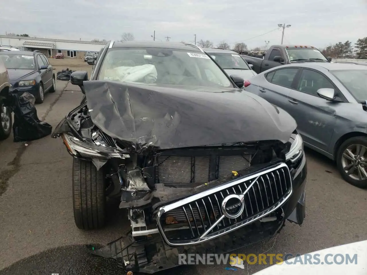 5 Photograph of a damaged car YV4102RL8L1473766 VOLVO XC60 2020