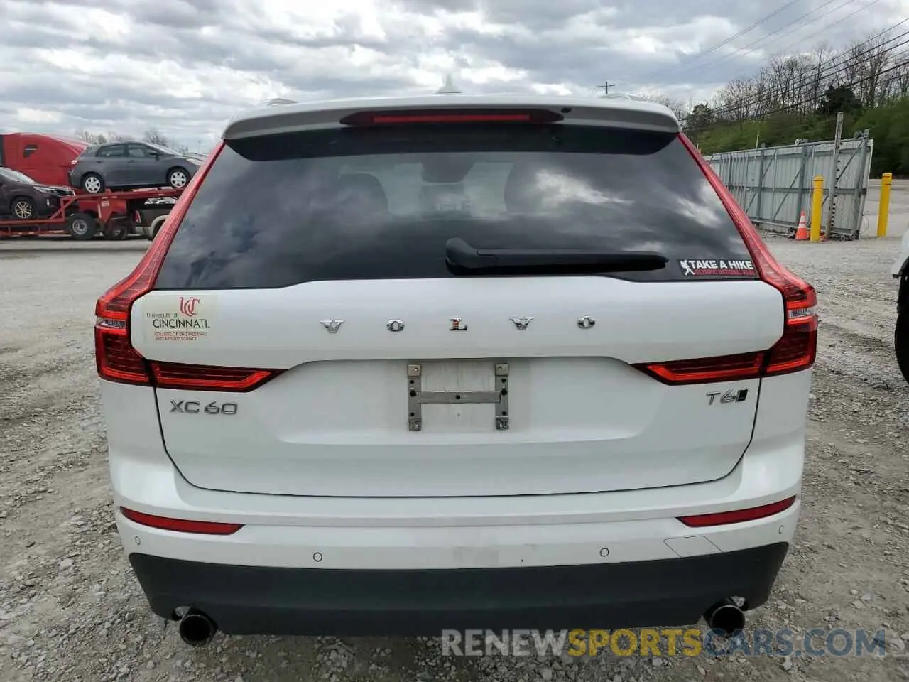 6 Photograph of a damaged car YV4A22RK3L1517321 VOLVO XC60 2020