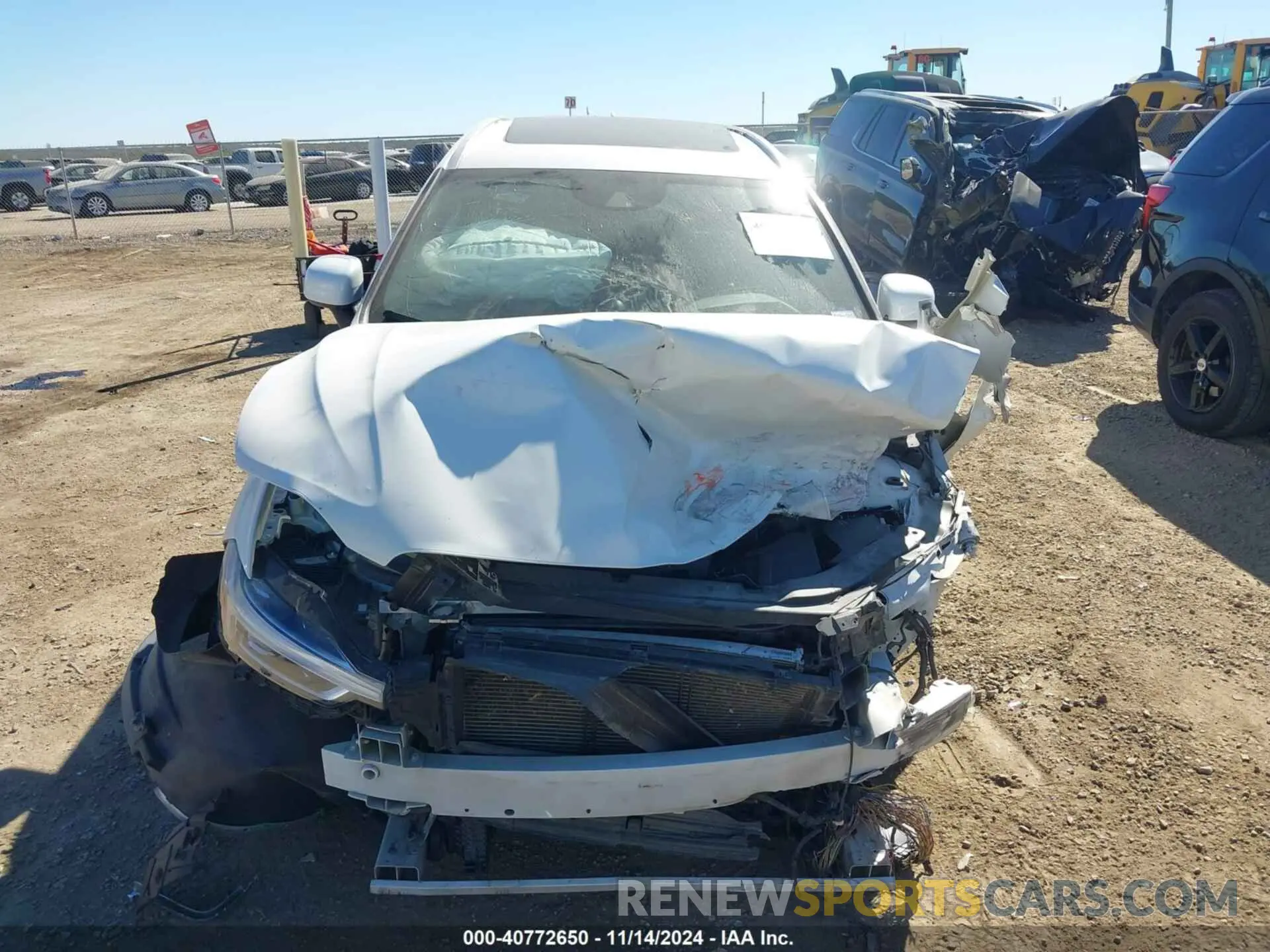 13 Photograph of a damaged car YV4A22RL1L1601582 VOLVO XC60 2020