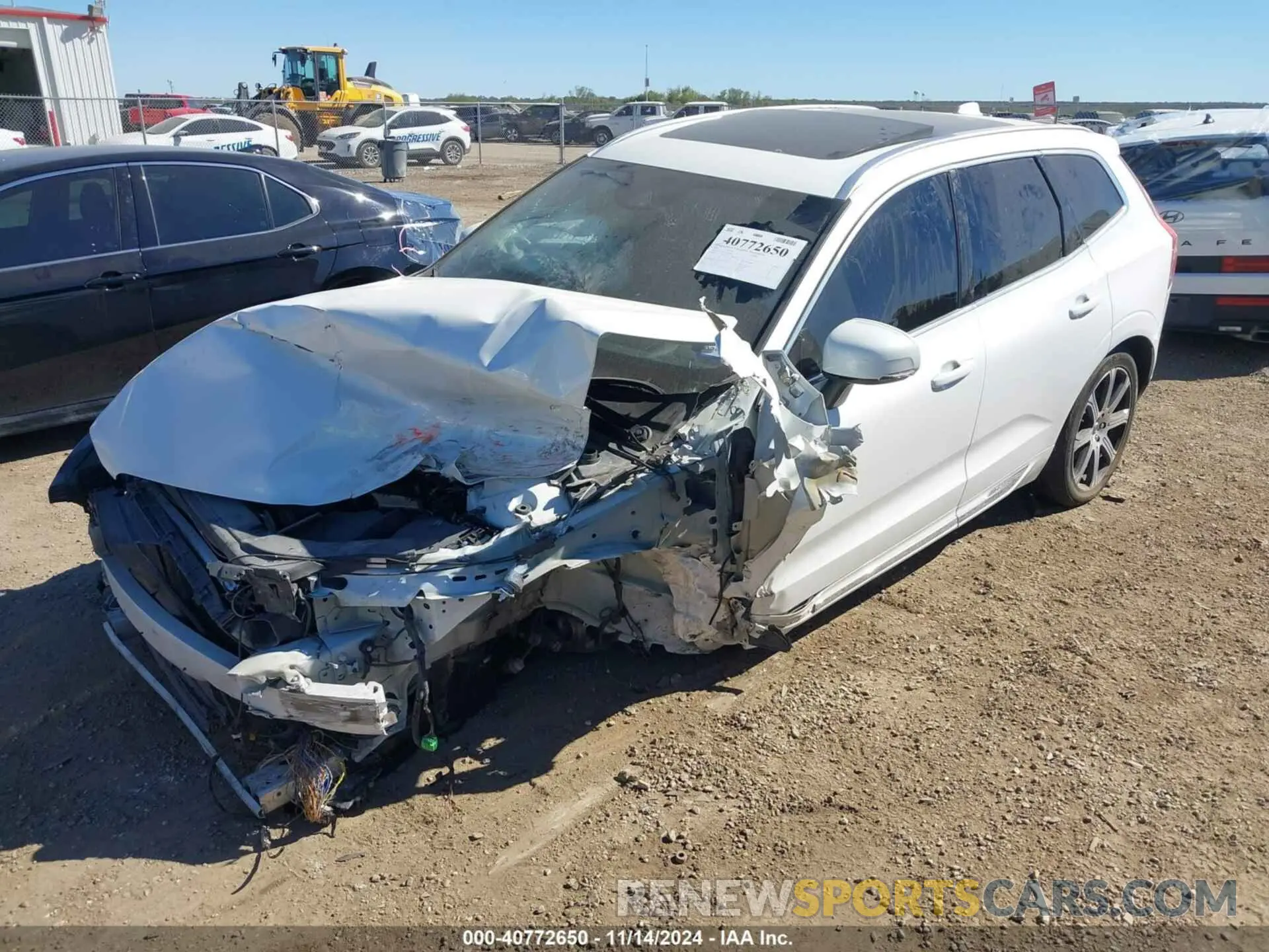 2 Photograph of a damaged car YV4A22RL1L1601582 VOLVO XC60 2020