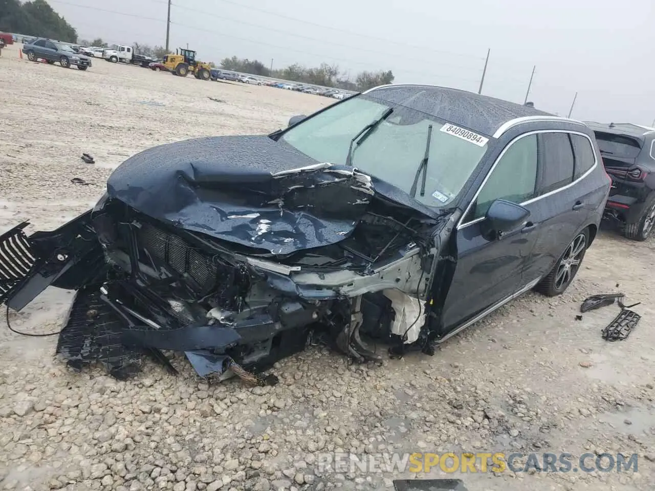 1 Photograph of a damaged car YV4A22RL4L1548621 VOLVO XC60 2020
