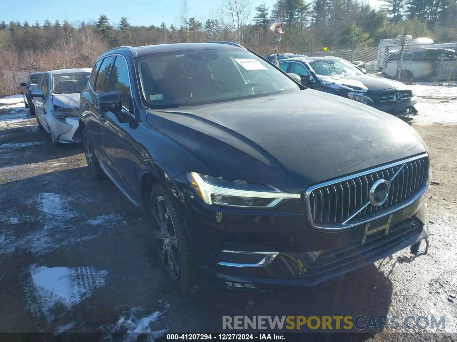 1 Photograph of a damaged car YV4A22RL5L1526367 VOLVO XC60 2020