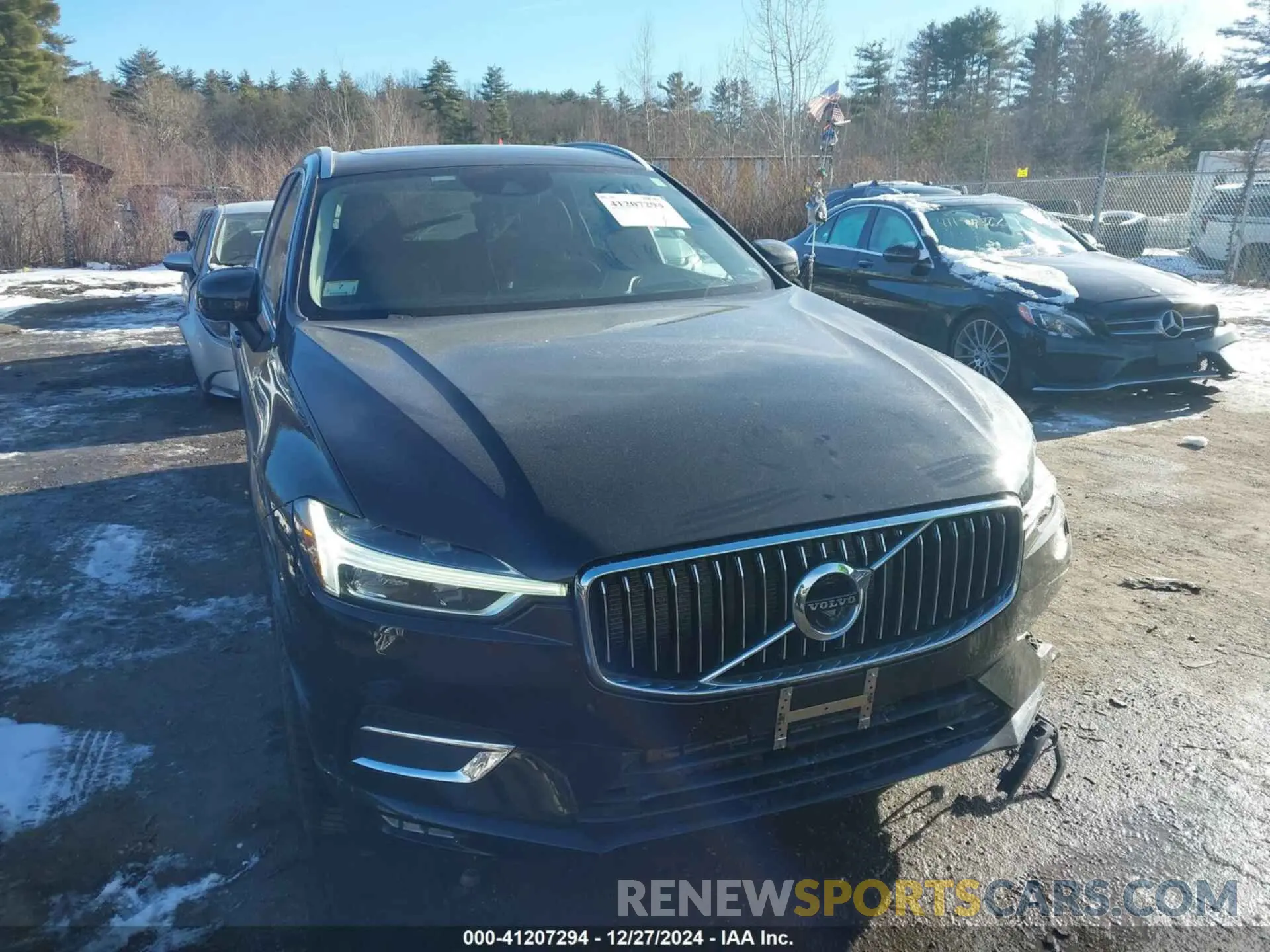 12 Photograph of a damaged car YV4A22RL5L1526367 VOLVO XC60 2020