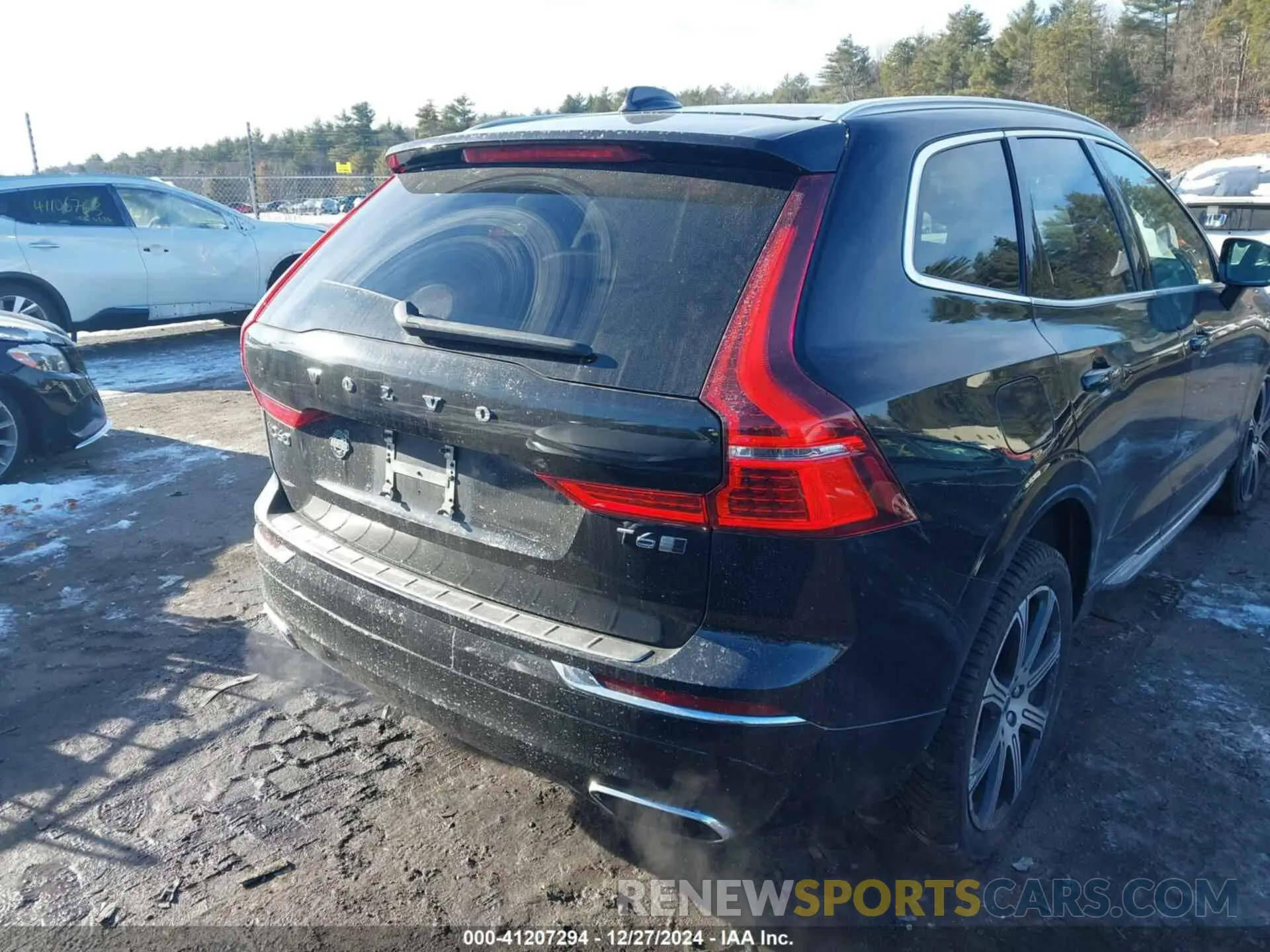 16 Photograph of a damaged car YV4A22RL5L1526367 VOLVO XC60 2020
