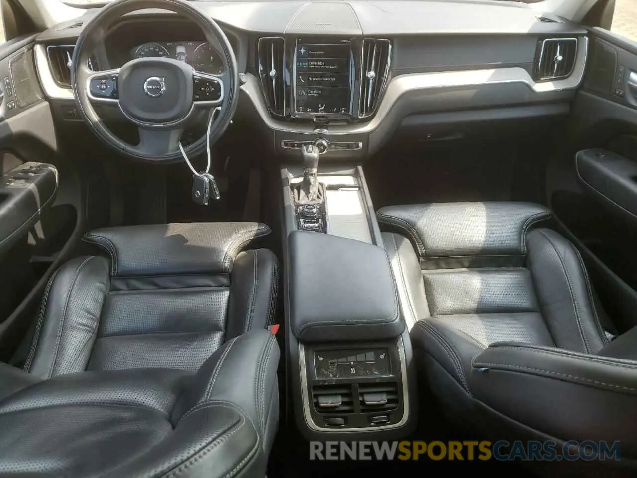 8 Photograph of a damaged car YV4A22RL6L1571608 VOLVO XC60 2020