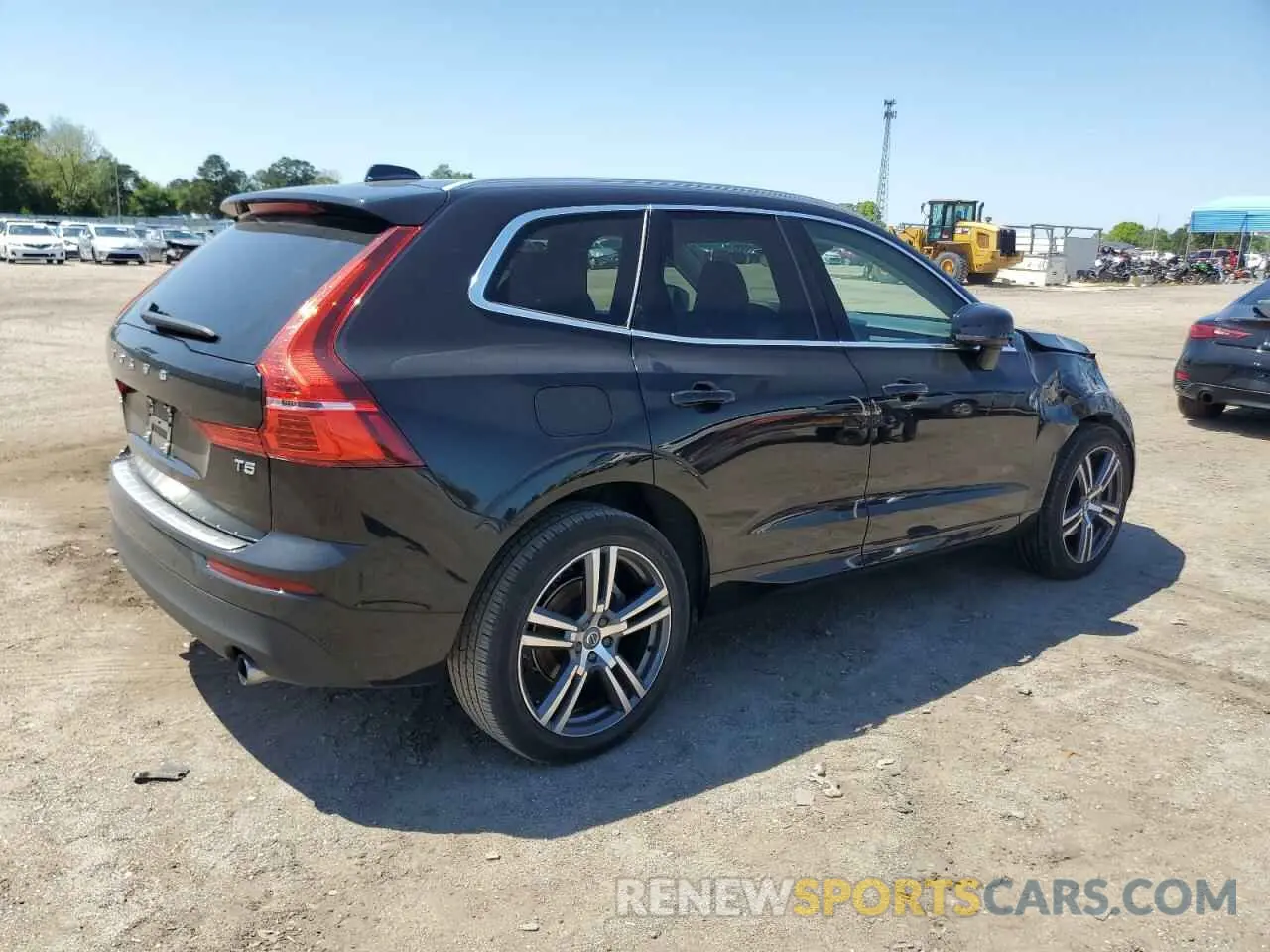 3 Photograph of a damaged car YV4102DK4M1803399 VOLVO XC60 2021