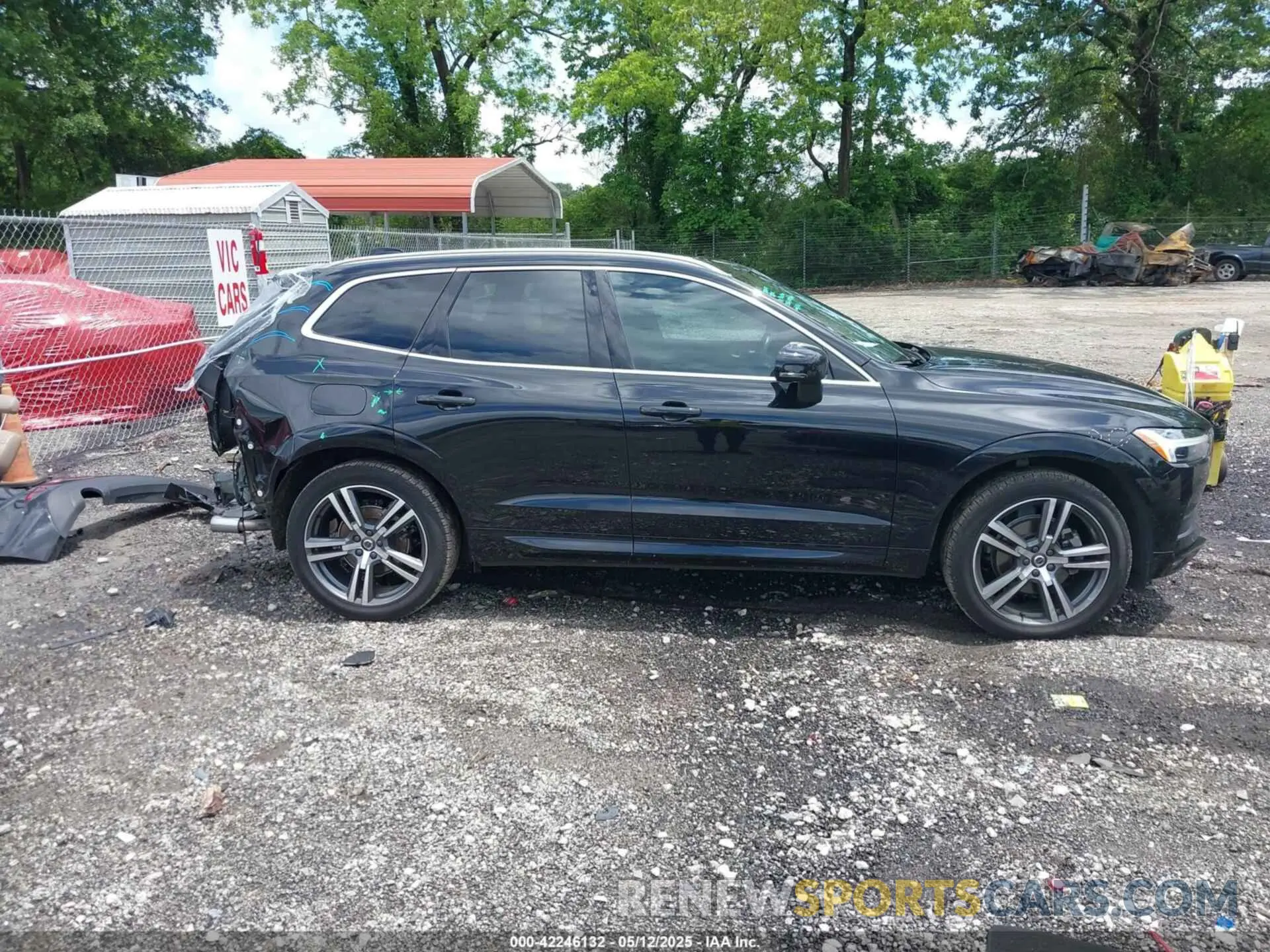 14 Photograph of a damaged car YV4102DK4M1818887 VOLVO XC60 2021