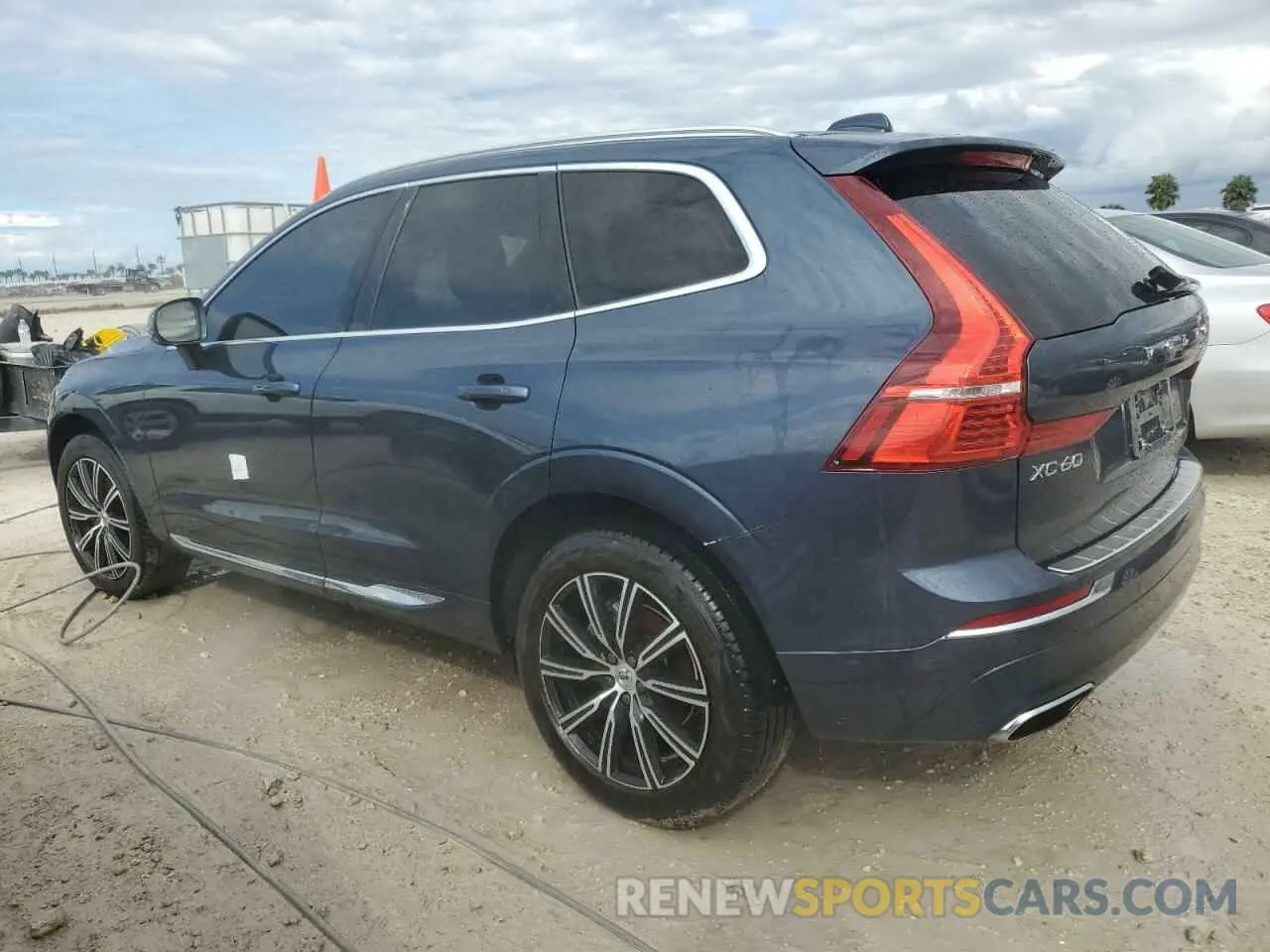 2 Photograph of a damaged car YV4102DL3M1799032 VOLVO XC60 2021