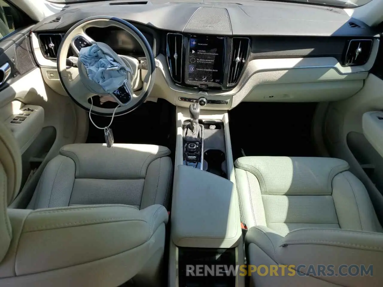 8 Фотография поврежденного автомобиля YV4102DL4M1677005 VOLVO XC60 2021