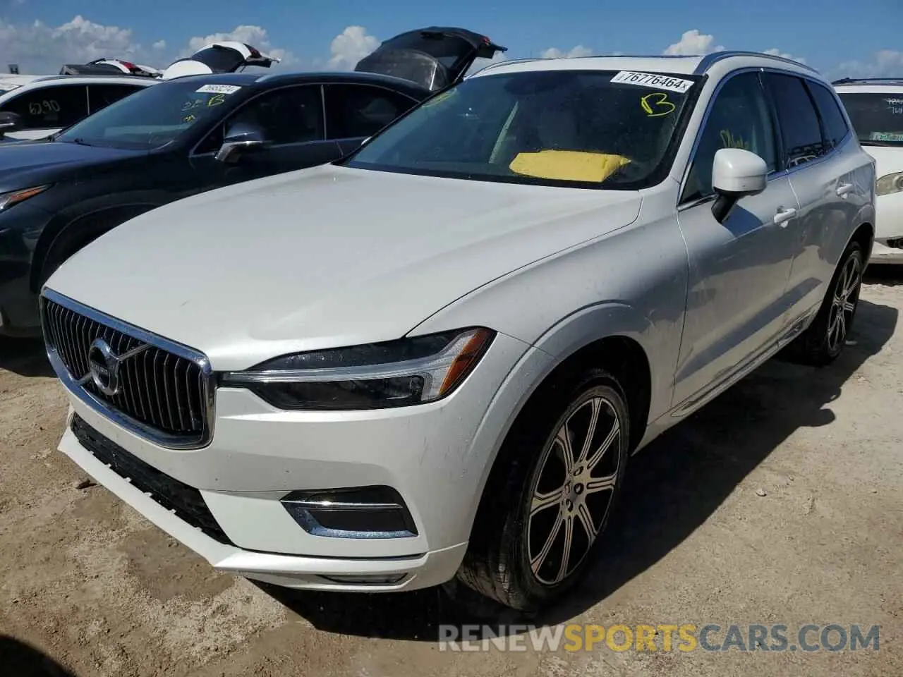 1 Photograph of a damaged car YV4102DL8M1861671 VOLVO XC60 2021