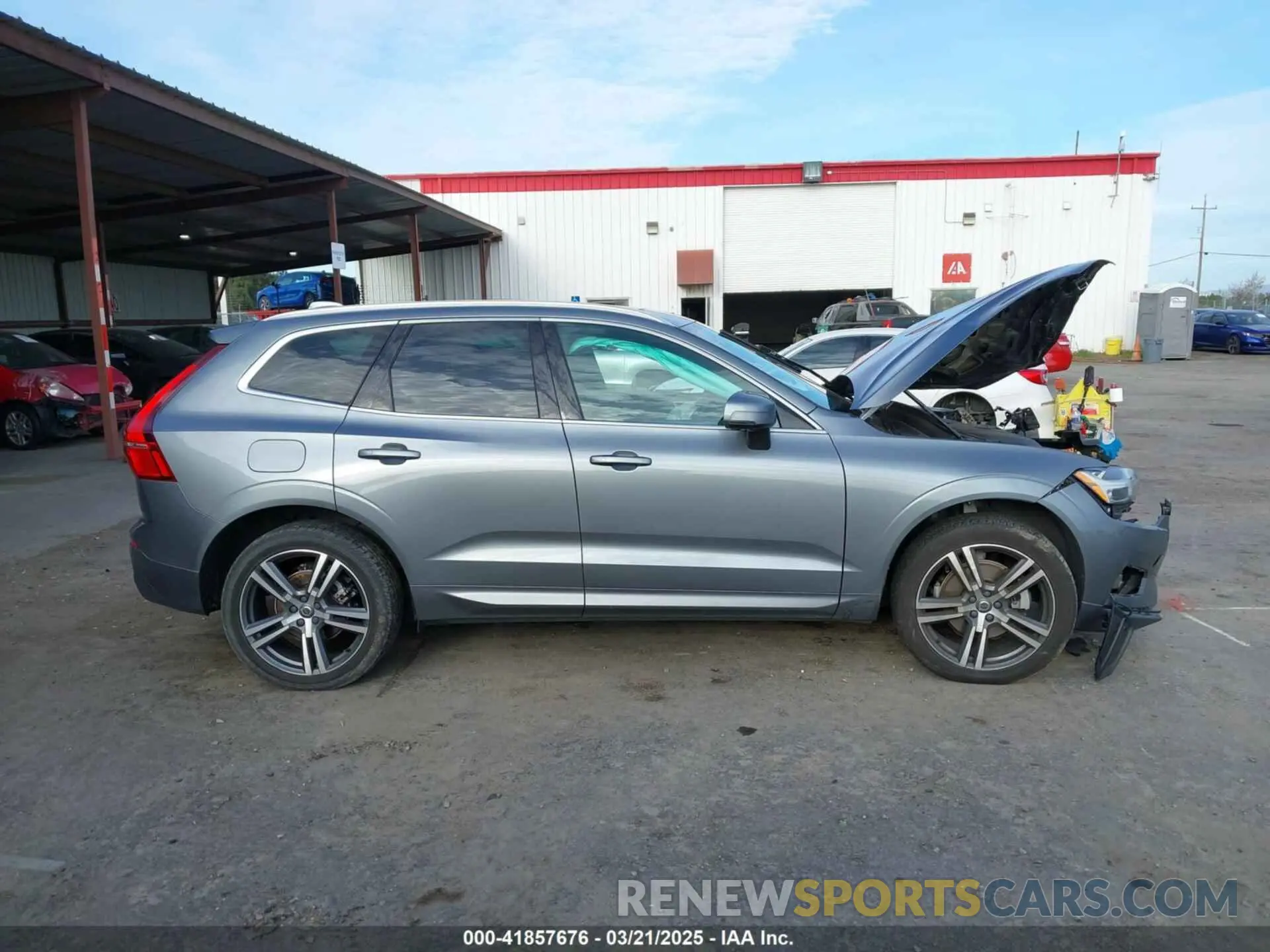 14 Фотография поврежденного автомобиля YV4102RK1M1715757 VOLVO XC60 2021