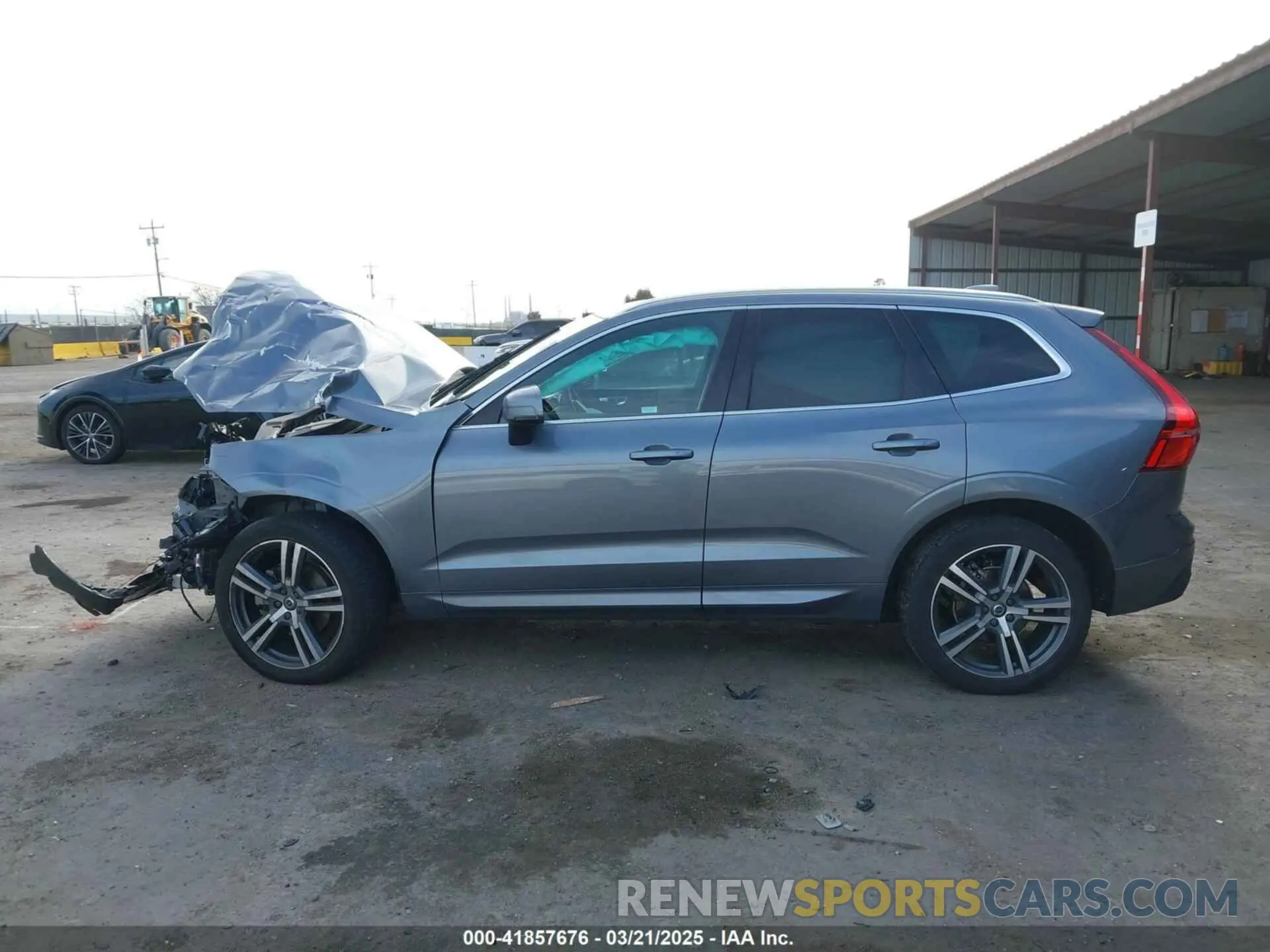 15 Фотография поврежденного автомобиля YV4102RK1M1715757 VOLVO XC60 2021
