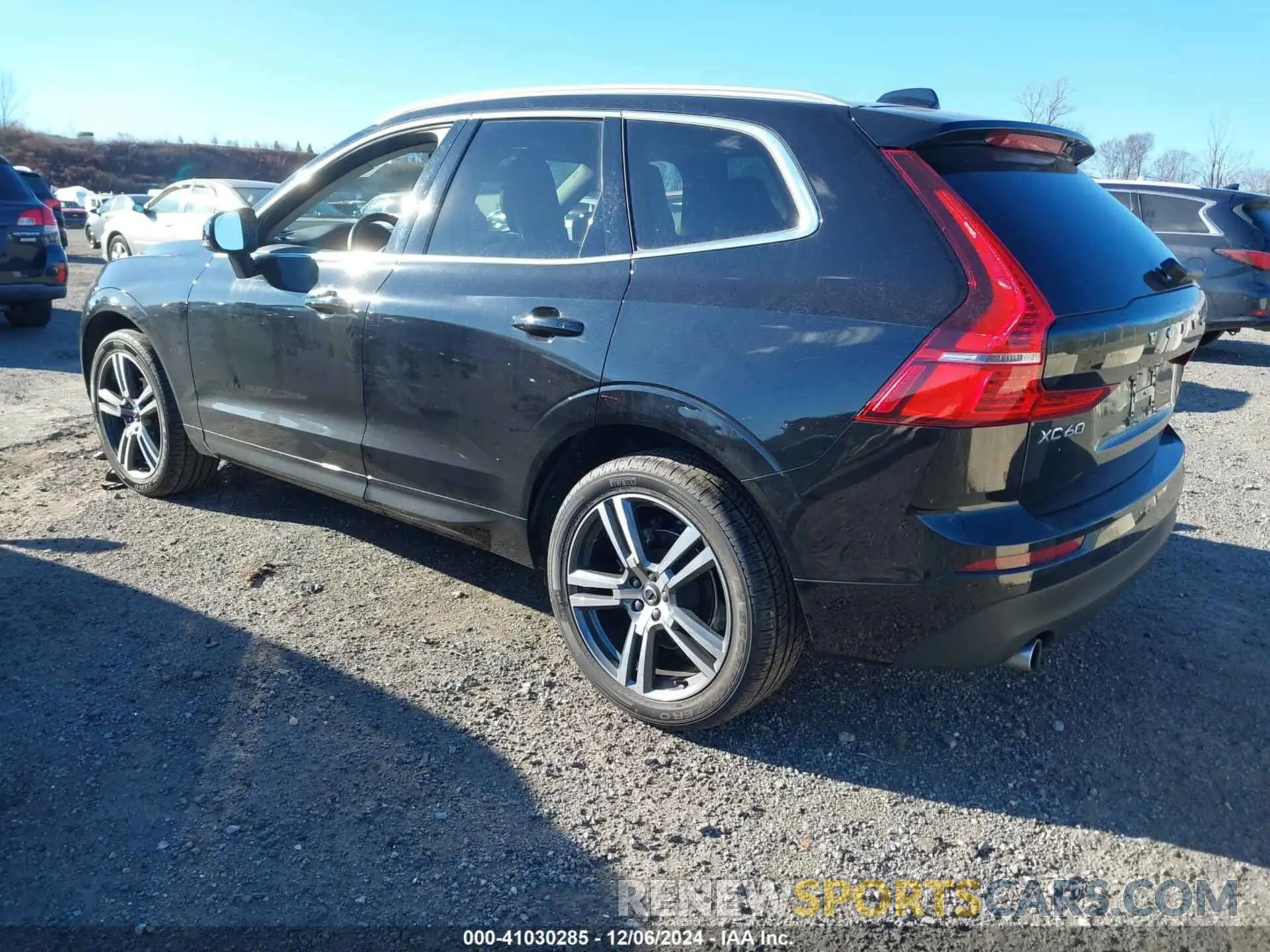 3 Photograph of a damaged car YV4102RK2M1783064 VOLVO XC60 2021