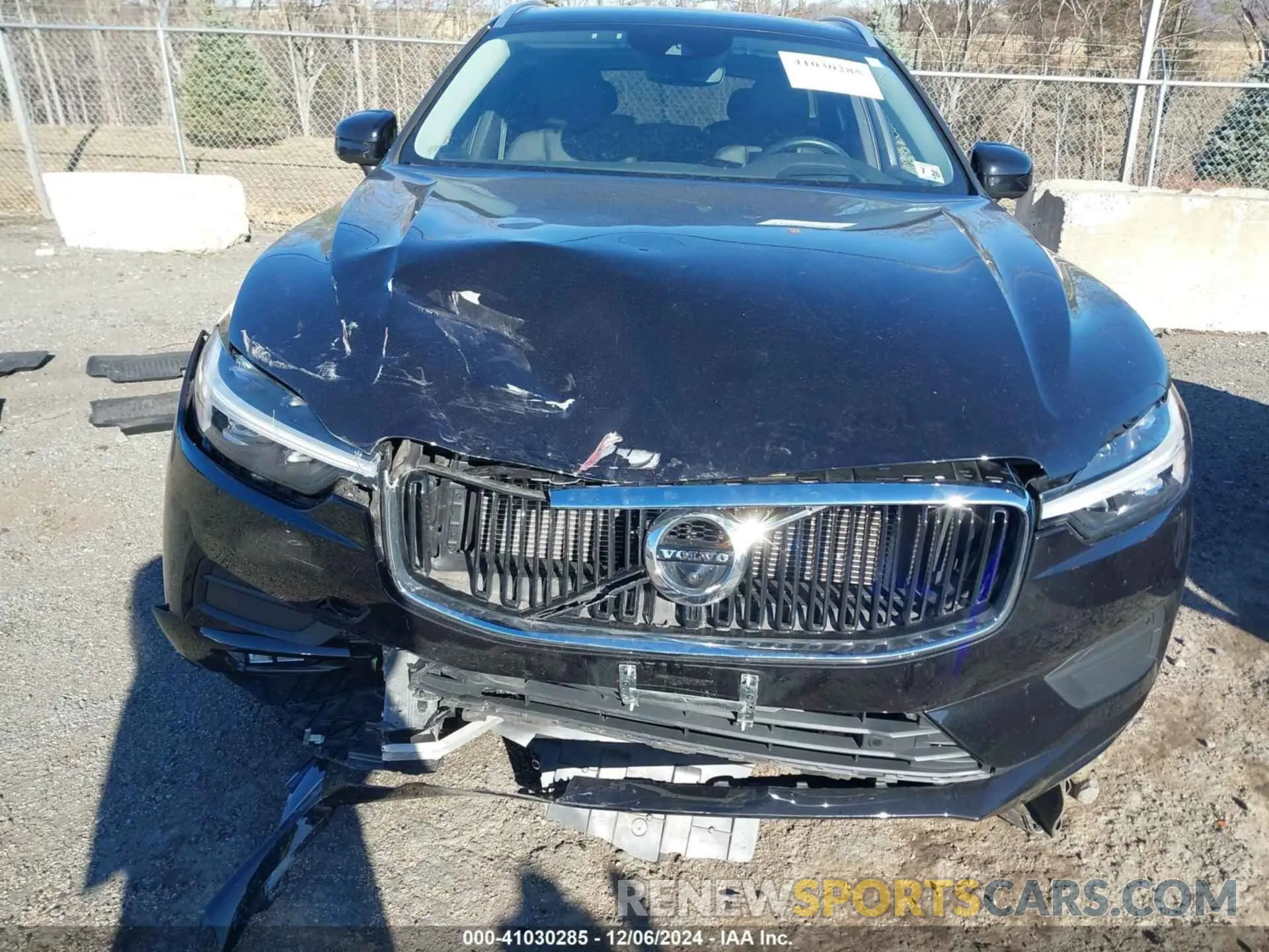 6 Photograph of a damaged car YV4102RK2M1783064 VOLVO XC60 2021