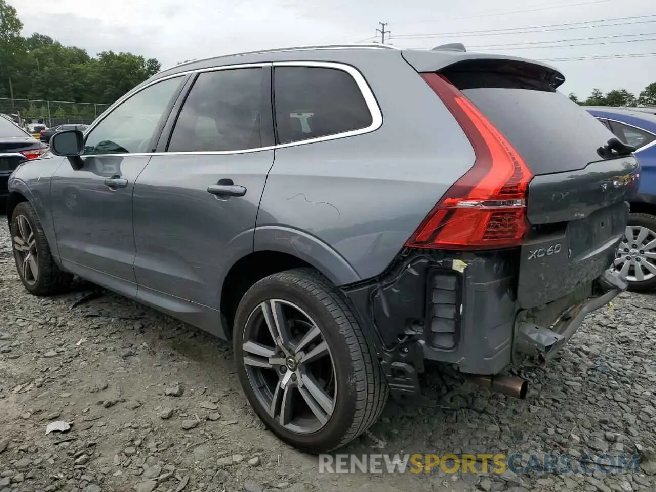 2 Фотография поврежденного автомобиля YV4102RK4M1740149 VOLVO XC60 2021