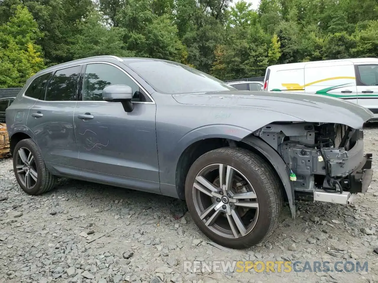 4 Фотография поврежденного автомобиля YV4102RK4M1740149 VOLVO XC60 2021