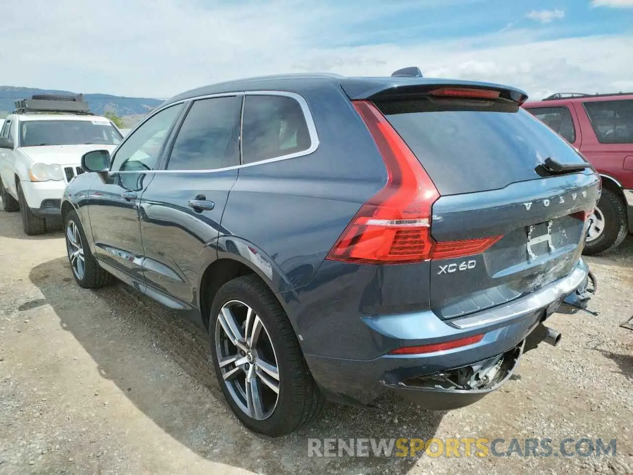 3 Фотография поврежденного автомобиля YV4102RK4M1810233 VOLVO XC60 2021