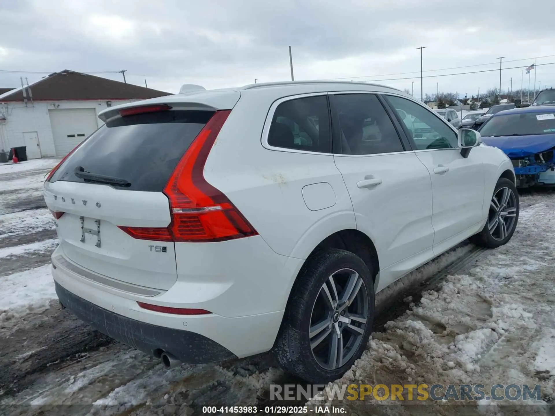 4 Фотография поврежденного автомобиля YV4102RKXM1864202 VOLVO XC60 2021