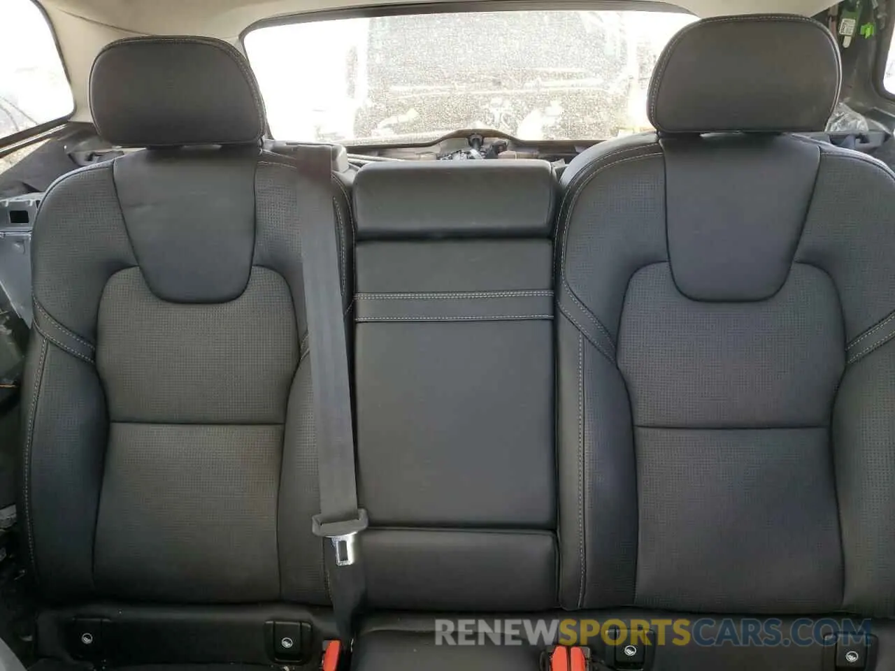 10 Фотография поврежденного автомобиля YV4102RL1M1685670 VOLVO XC60 2021