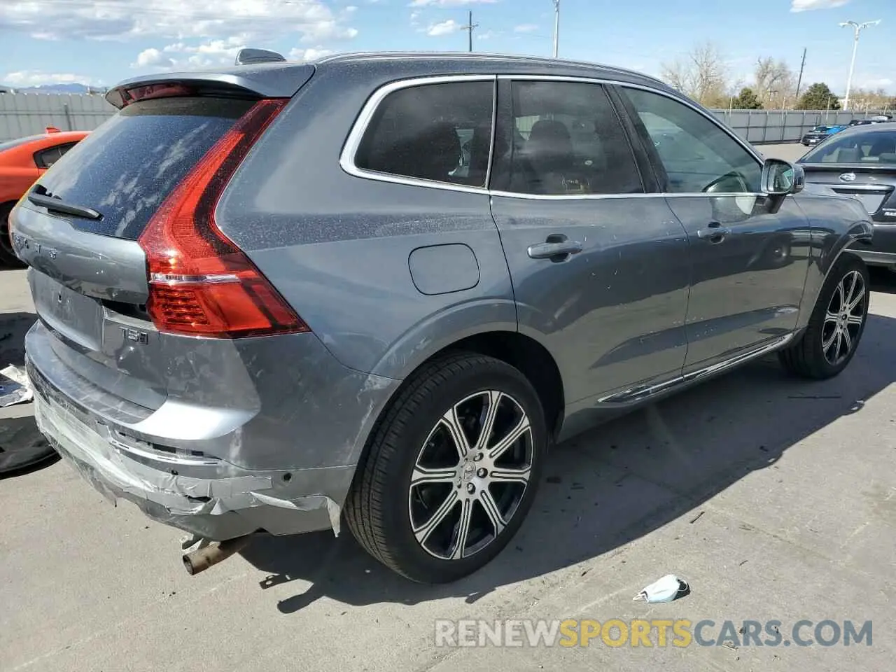 3 Фотография поврежденного автомобиля YV4102RL1M1685670 VOLVO XC60 2021