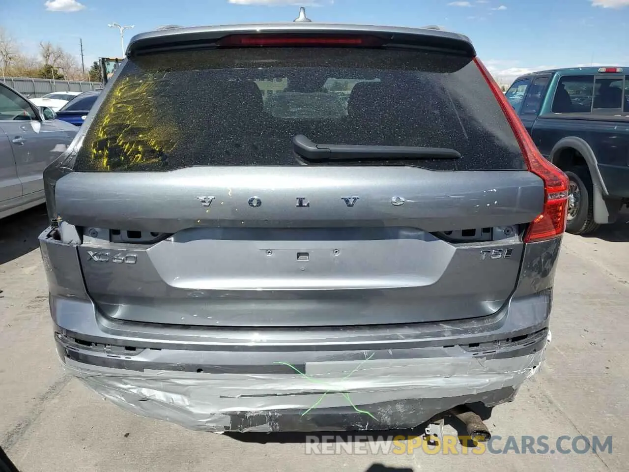 6 Фотография поврежденного автомобиля YV4102RL1M1685670 VOLVO XC60 2021