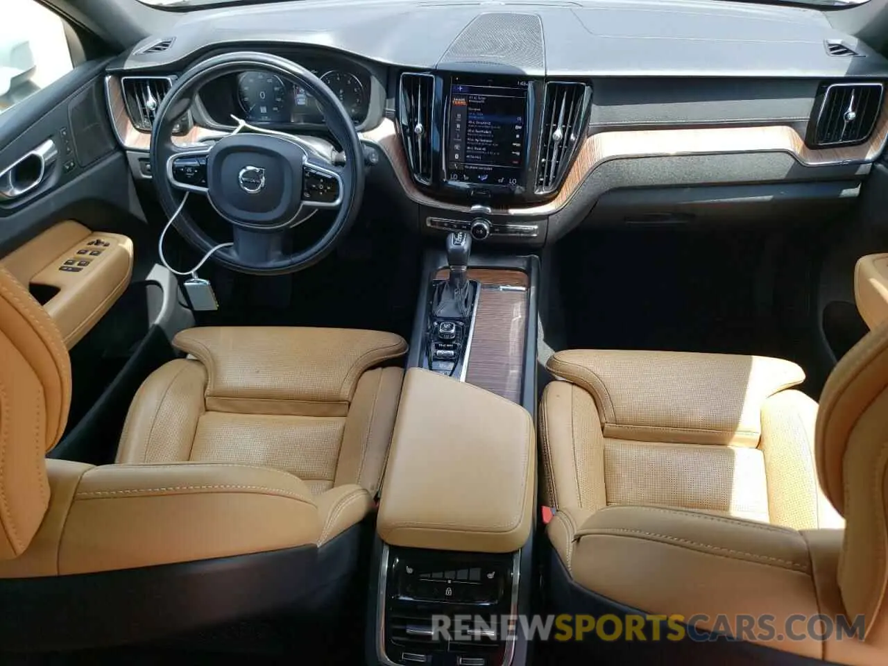 8 Фотография поврежденного автомобиля YV4102RL3M1856578 VOLVO XC60 2021