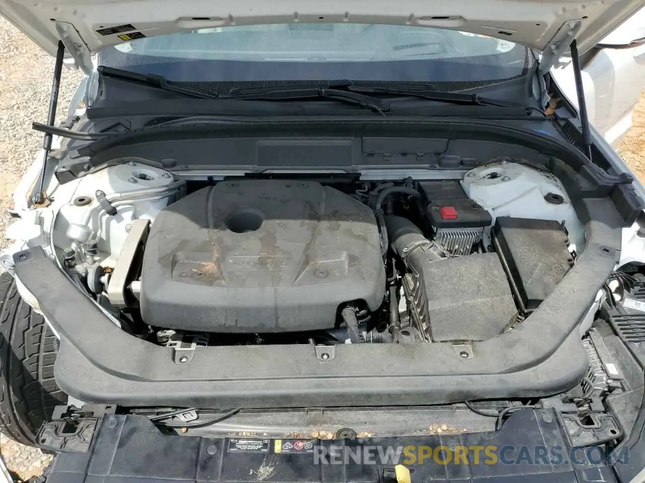 12 Photograph of a damaged car YV4102RL4M1681533 VOLVO XC60 2021