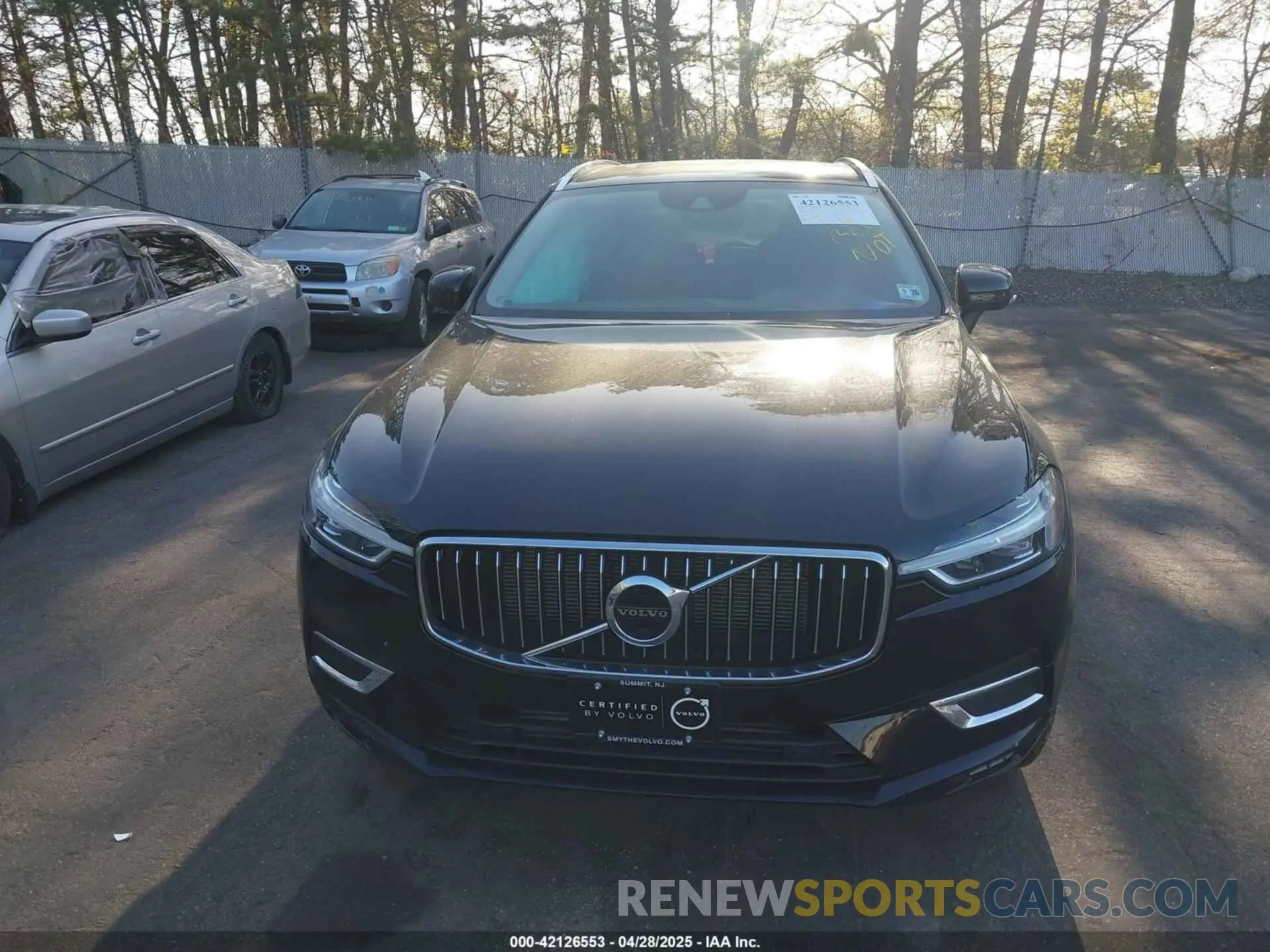 12 Фотография поврежденного автомобиля YV4102RL6M1682439 VOLVO XC60 2021