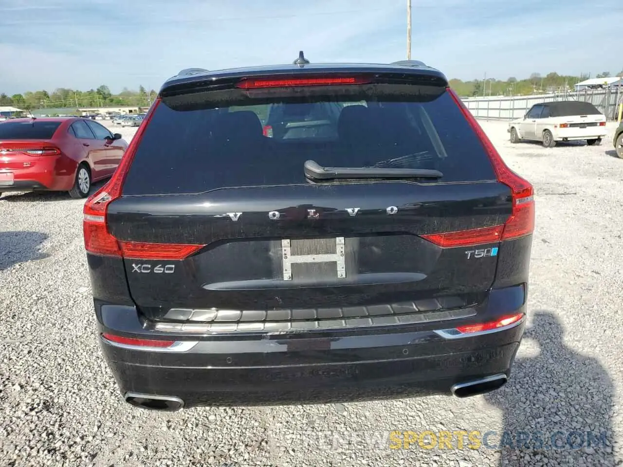 6 Photograph of a damaged car YV4102RL8M1835127 VOLVO XC60 2021