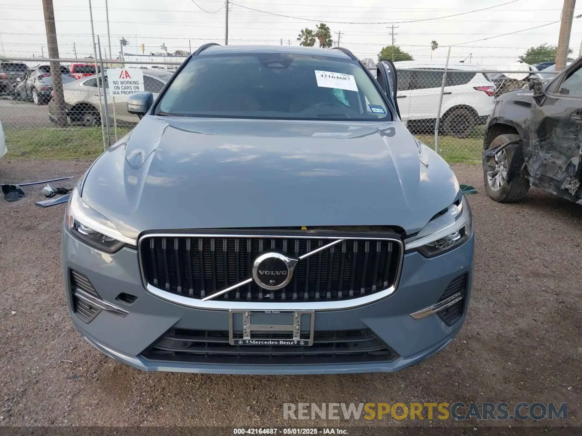 12 Фотография поврежденного автомобиля YV4L12DK4N1002821 VOLVO XC60 2022