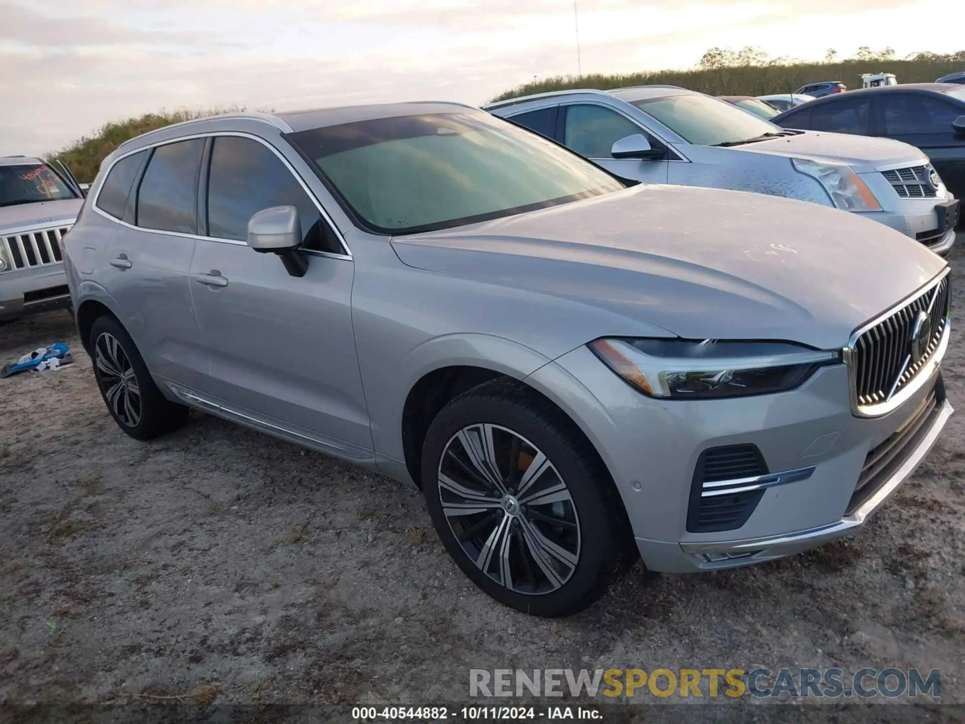 1 Photograph of a damaged car YV4L12DL0N1024341 VOLVO XC60 2022