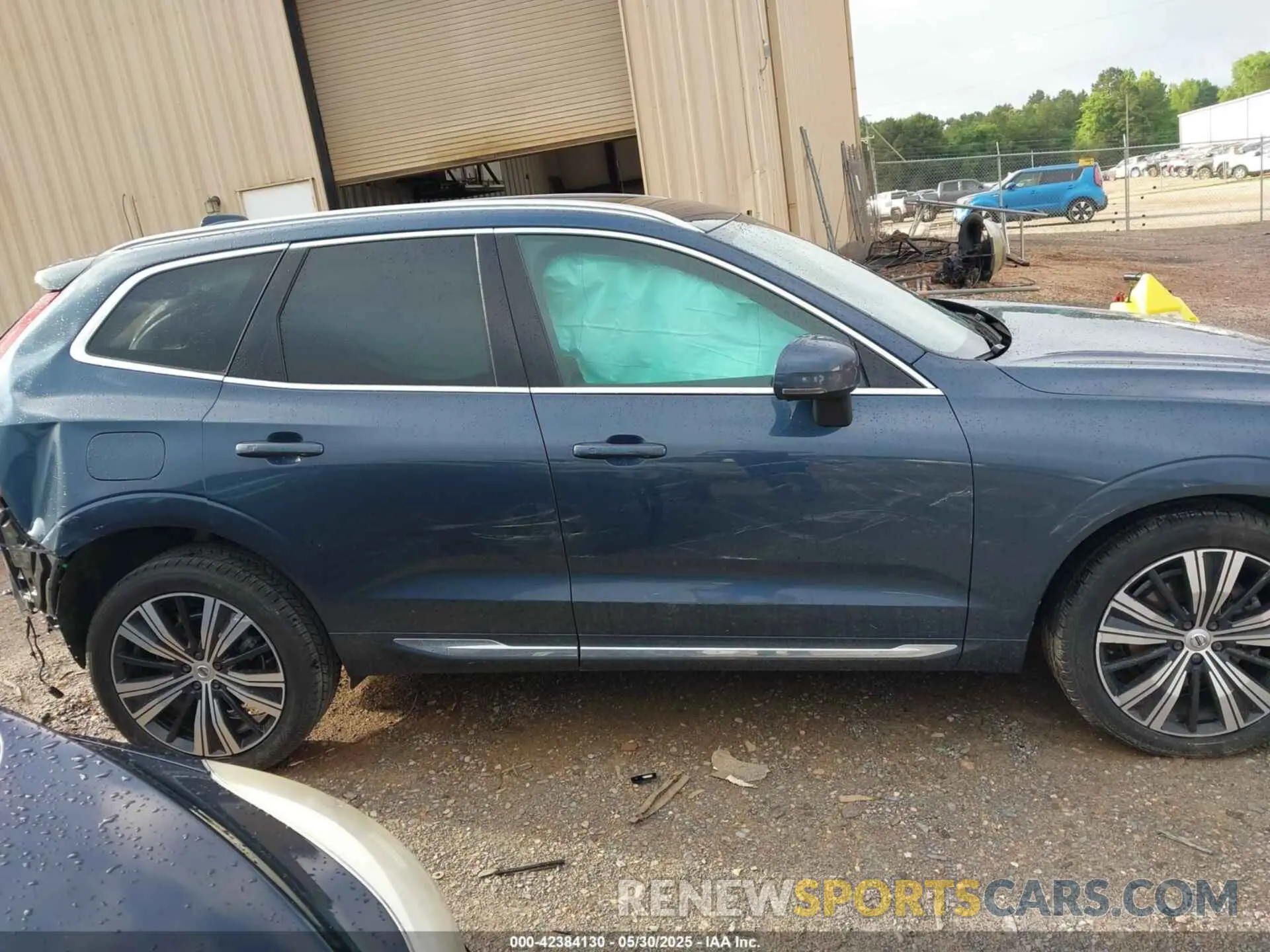 13 Photograph of a damaged car YV4L12DL2N1905235 VOLVO XC60 2022