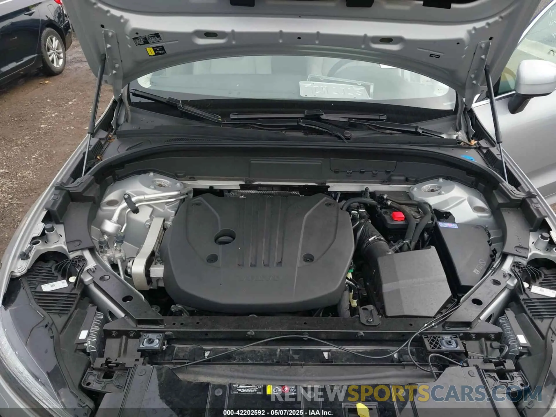 10 Фотография поврежденного автомобиля YV4L12RK0N1997610 VOLVO XC60 2022