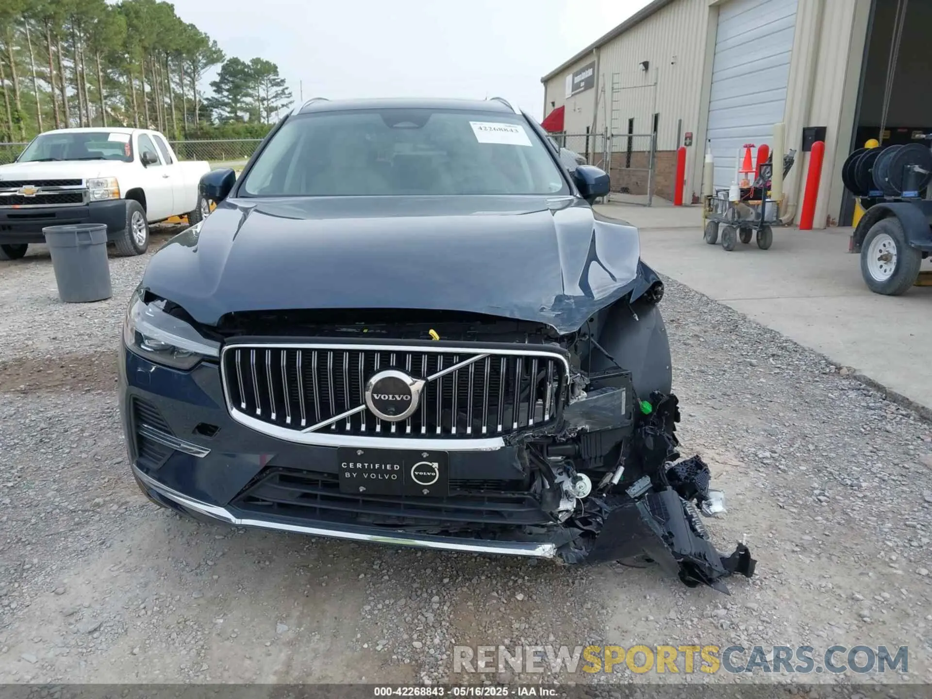 12 Фотография поврежденного автомобиля YV4L12RL0N1087044 VOLVO XC60 2022