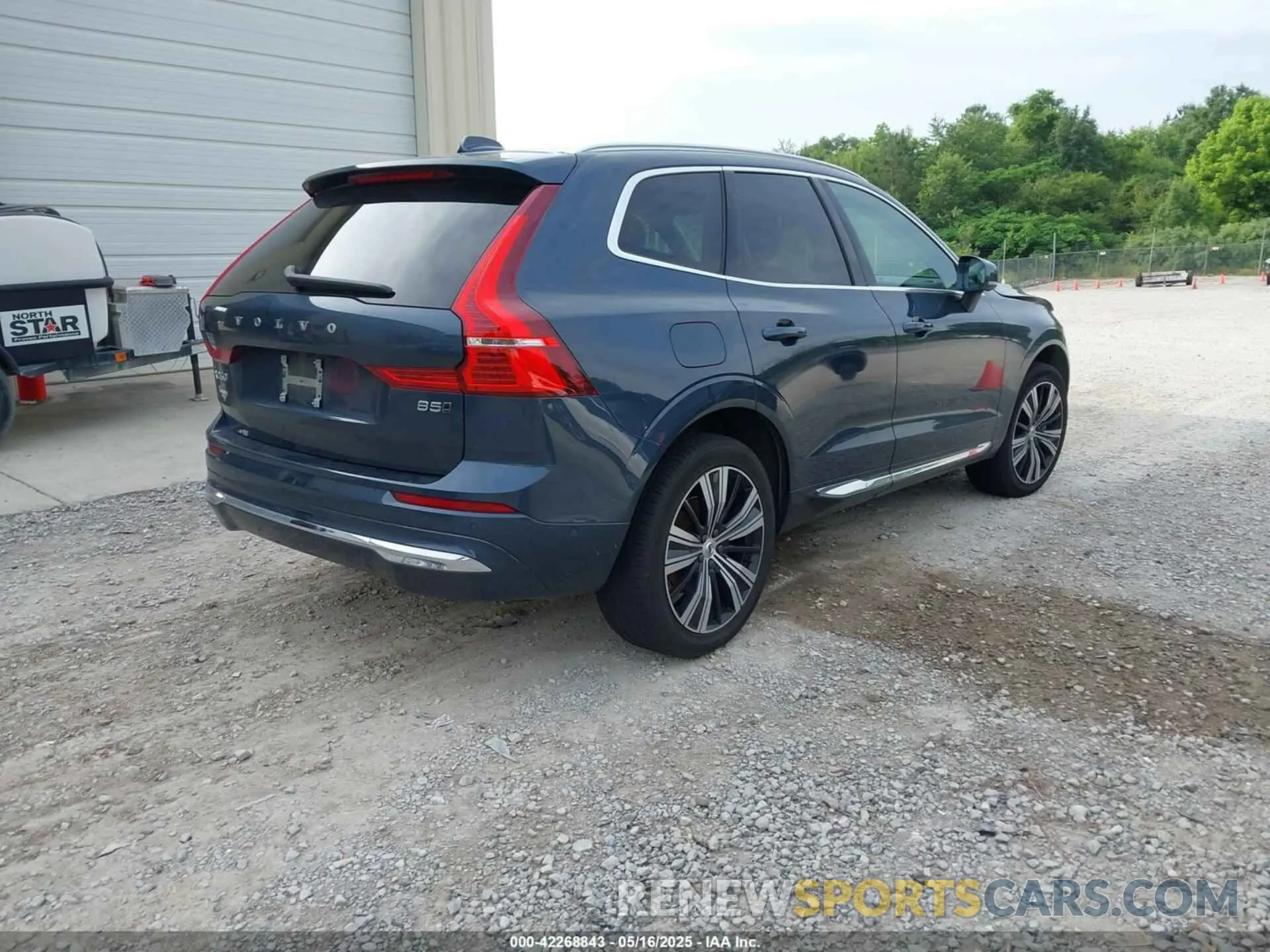 4 Фотография поврежденного автомобиля YV4L12RL0N1087044 VOLVO XC60 2022