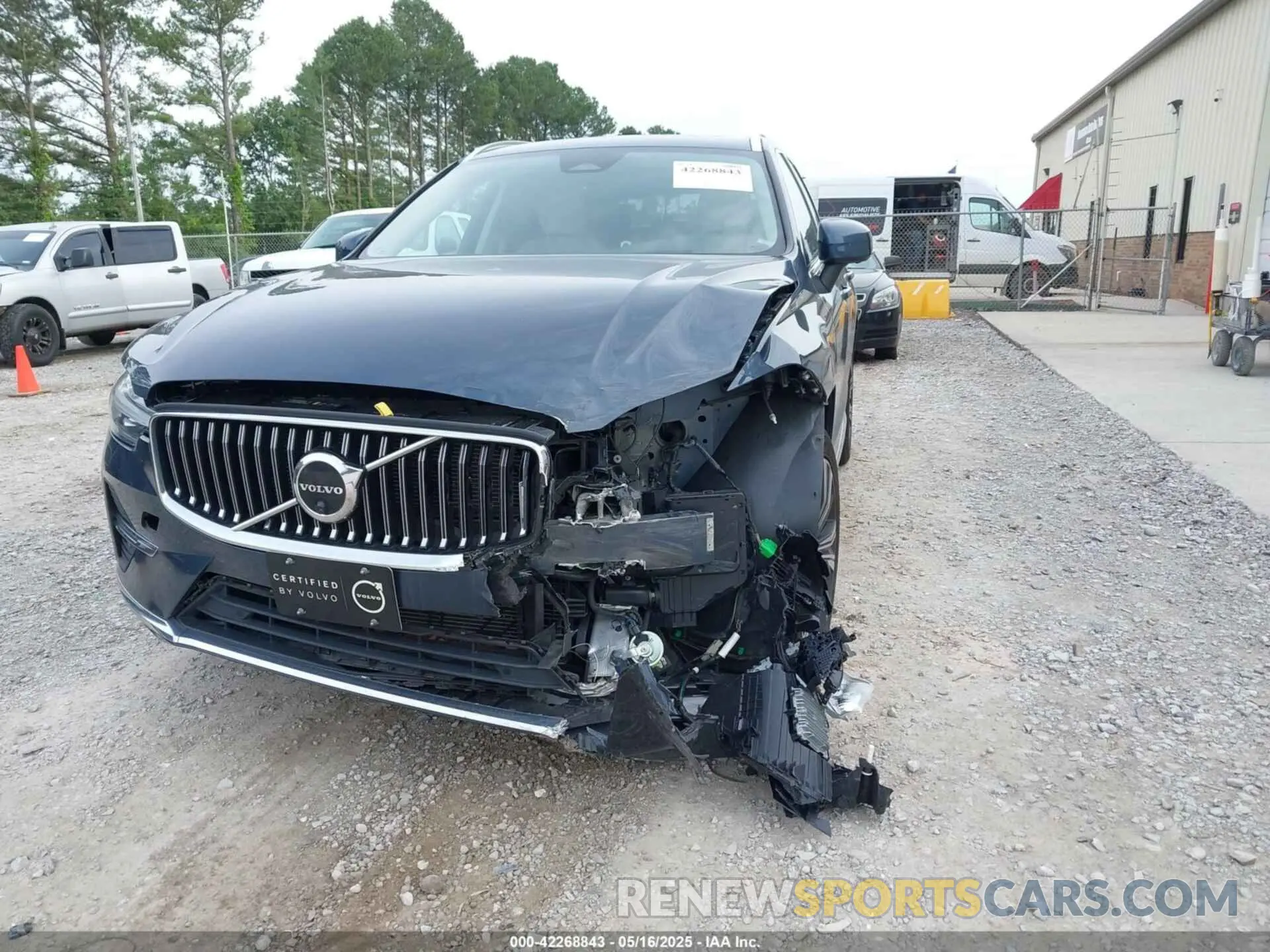 6 Фотография поврежденного автомобиля YV4L12RL0N1087044 VOLVO XC60 2022