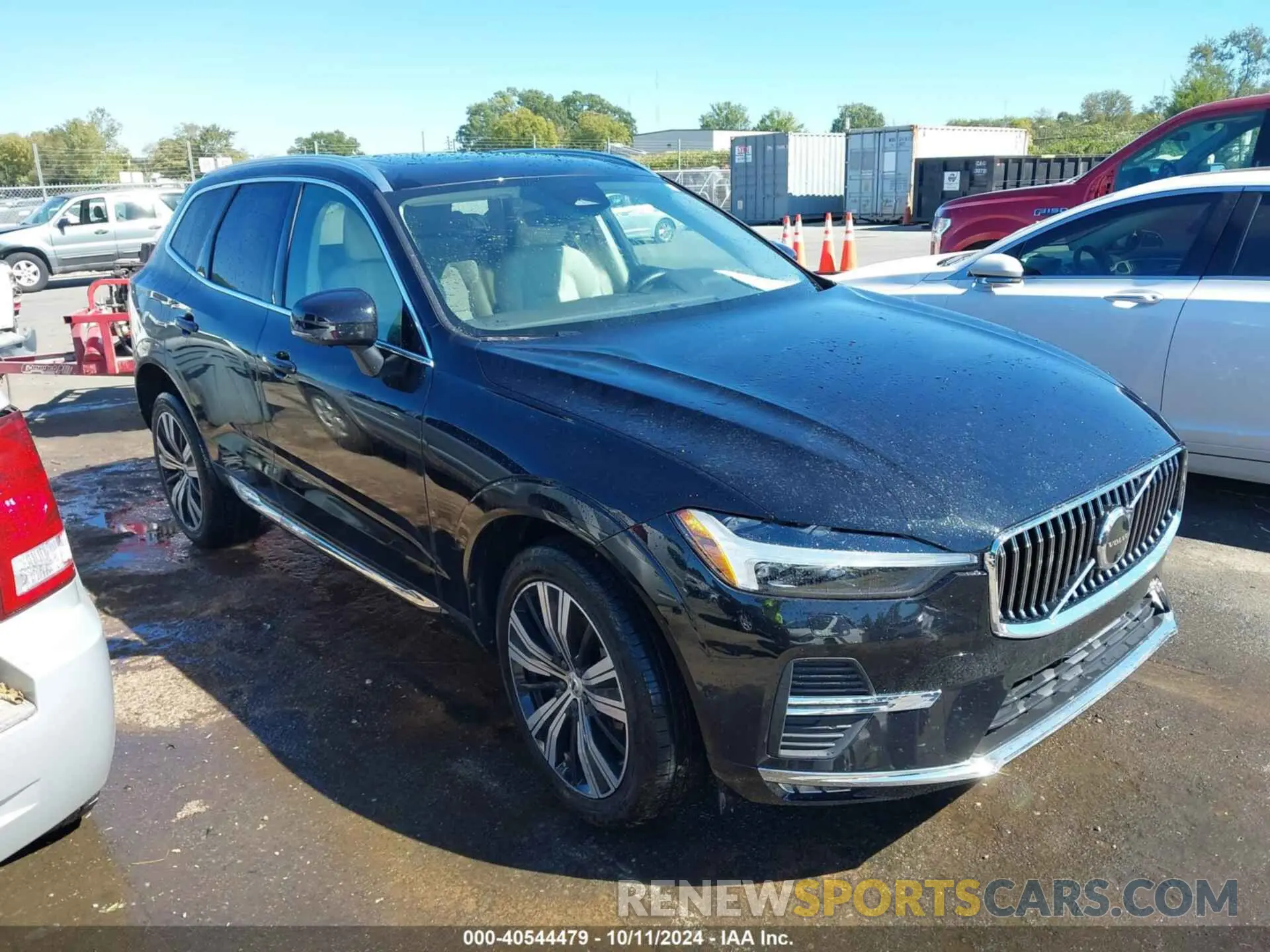 1 Photograph of a damaged car YV4L12DN5P1198099 VOLVO XC60 2023
