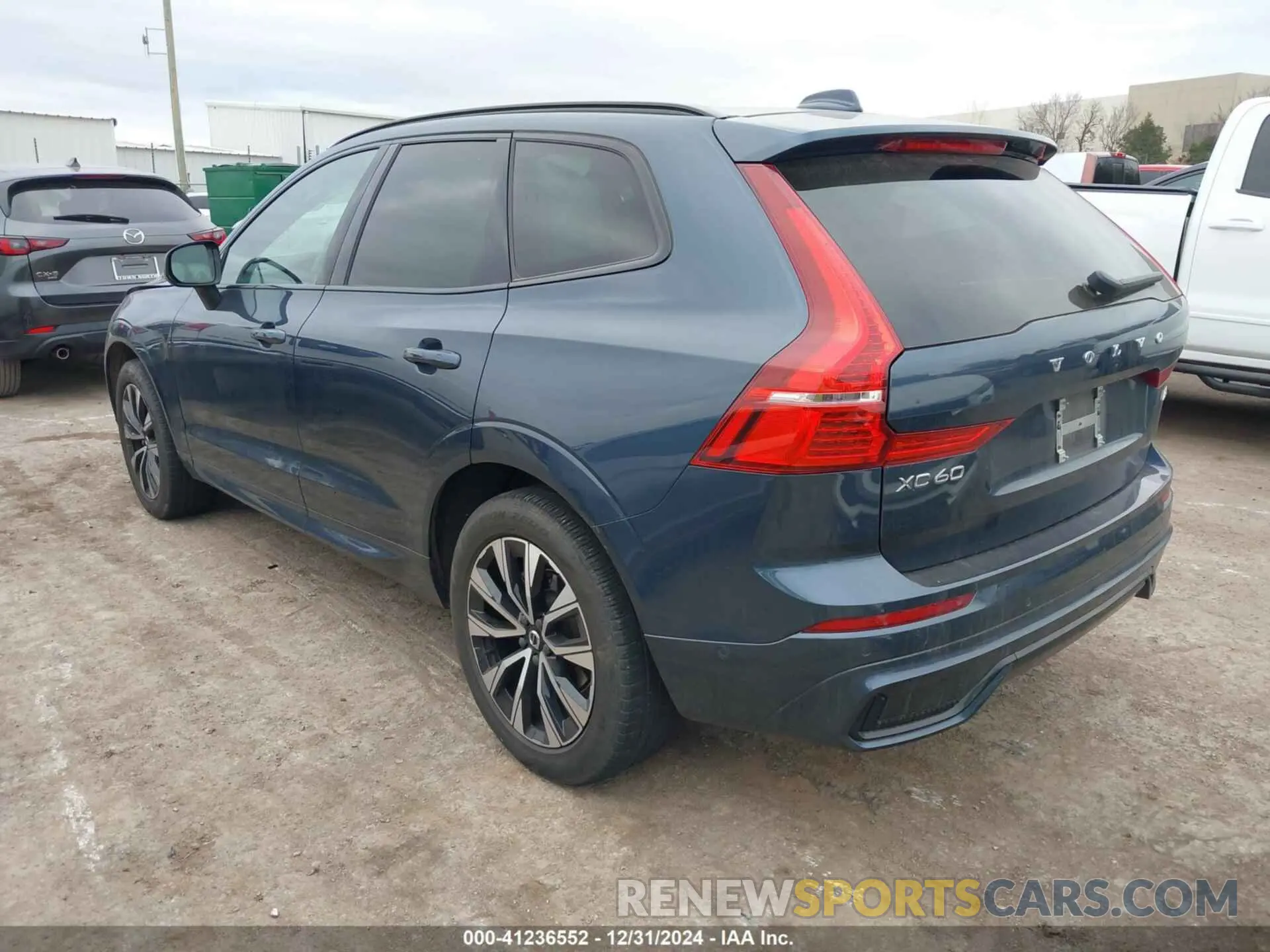 3 Фотография поврежденного автомобиля YV4L12DW2P1260907 VOLVO XC60 2023