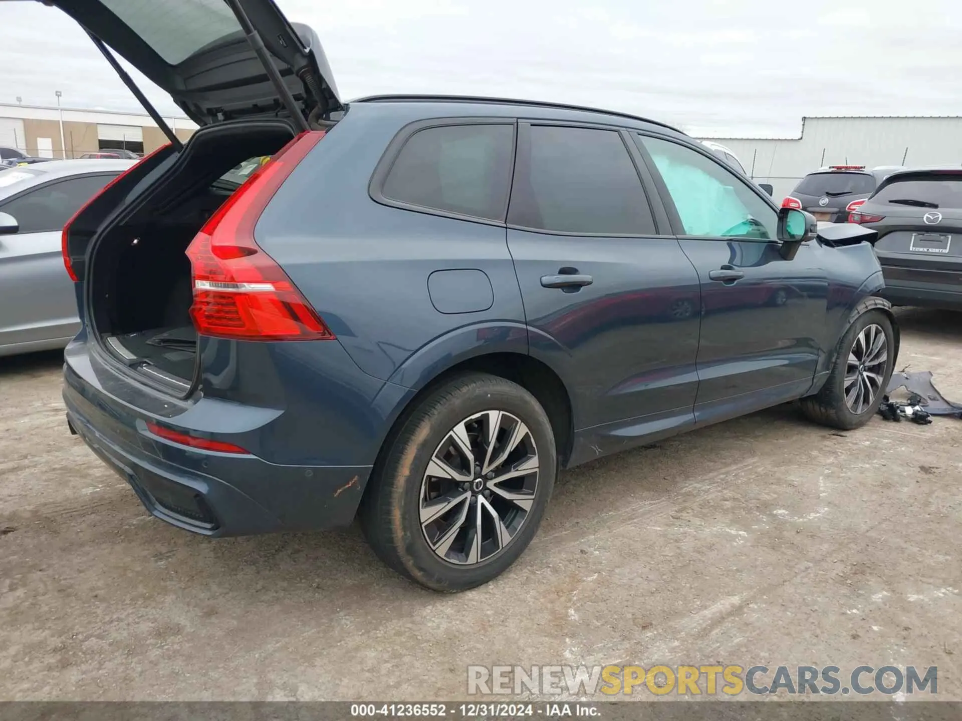 4 Фотография поврежденного автомобиля YV4L12DW2P1260907 VOLVO XC60 2023