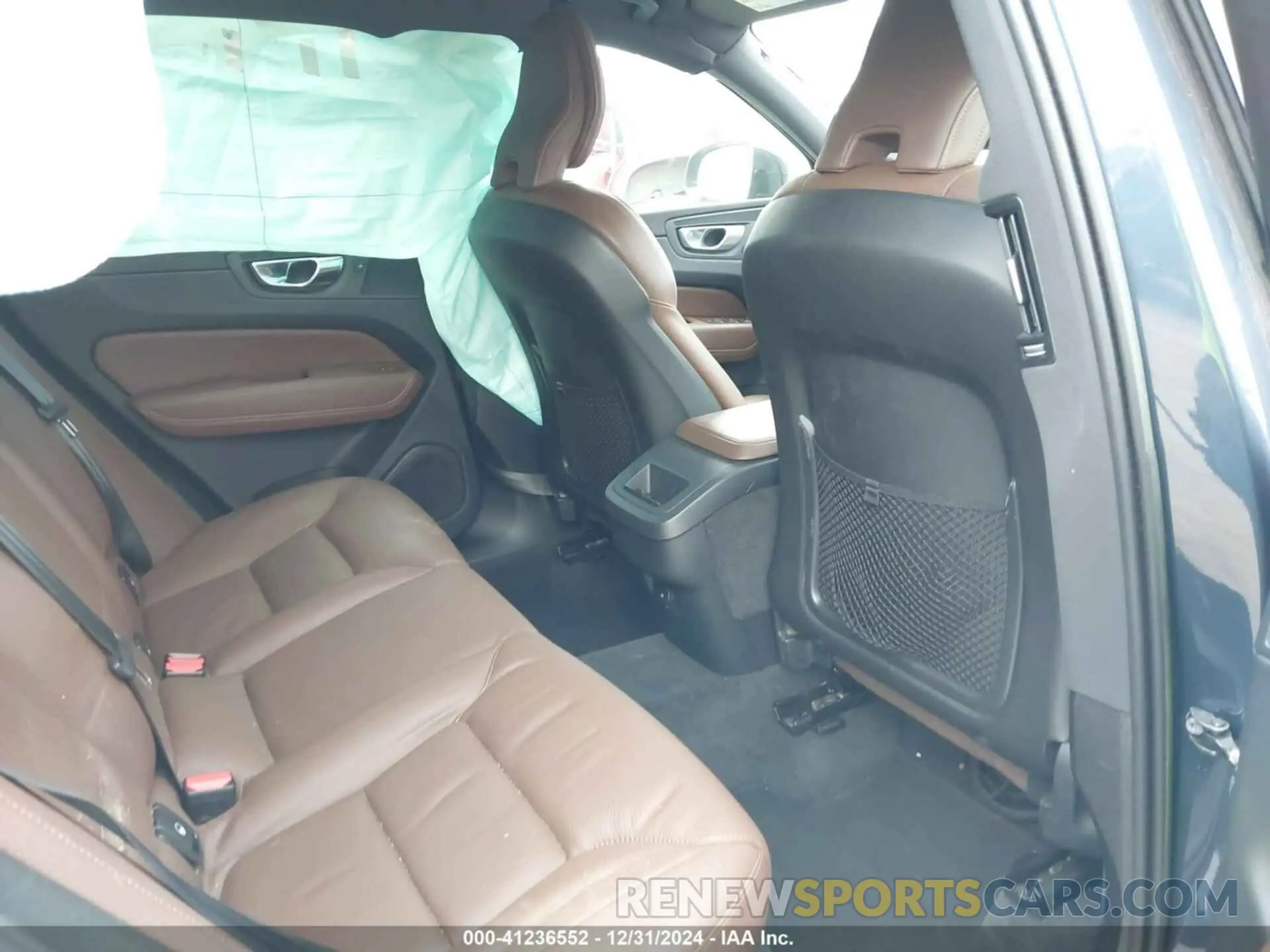 8 Фотография поврежденного автомобиля YV4L12DW2P1260907 VOLVO XC60 2023