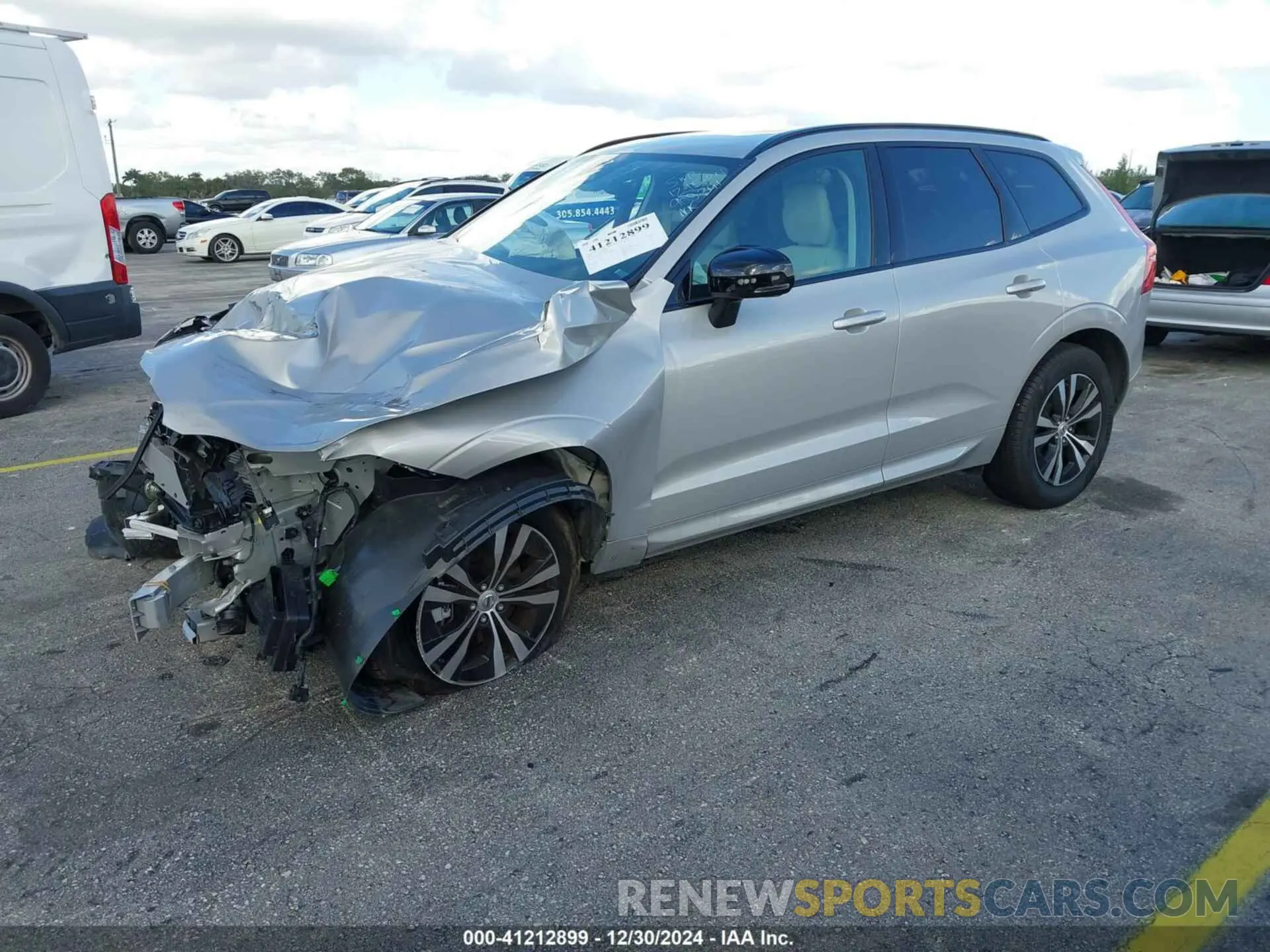 2 Фотография поврежденного автомобиля YV4L12RK1R1908391 VOLVO XC60 2024