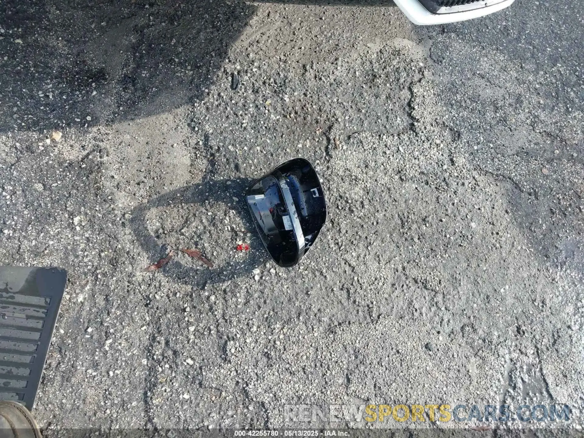 12 Фотография поврежденного автомобиля YV4L12RK2R1910232 VOLVO XC60 2024
