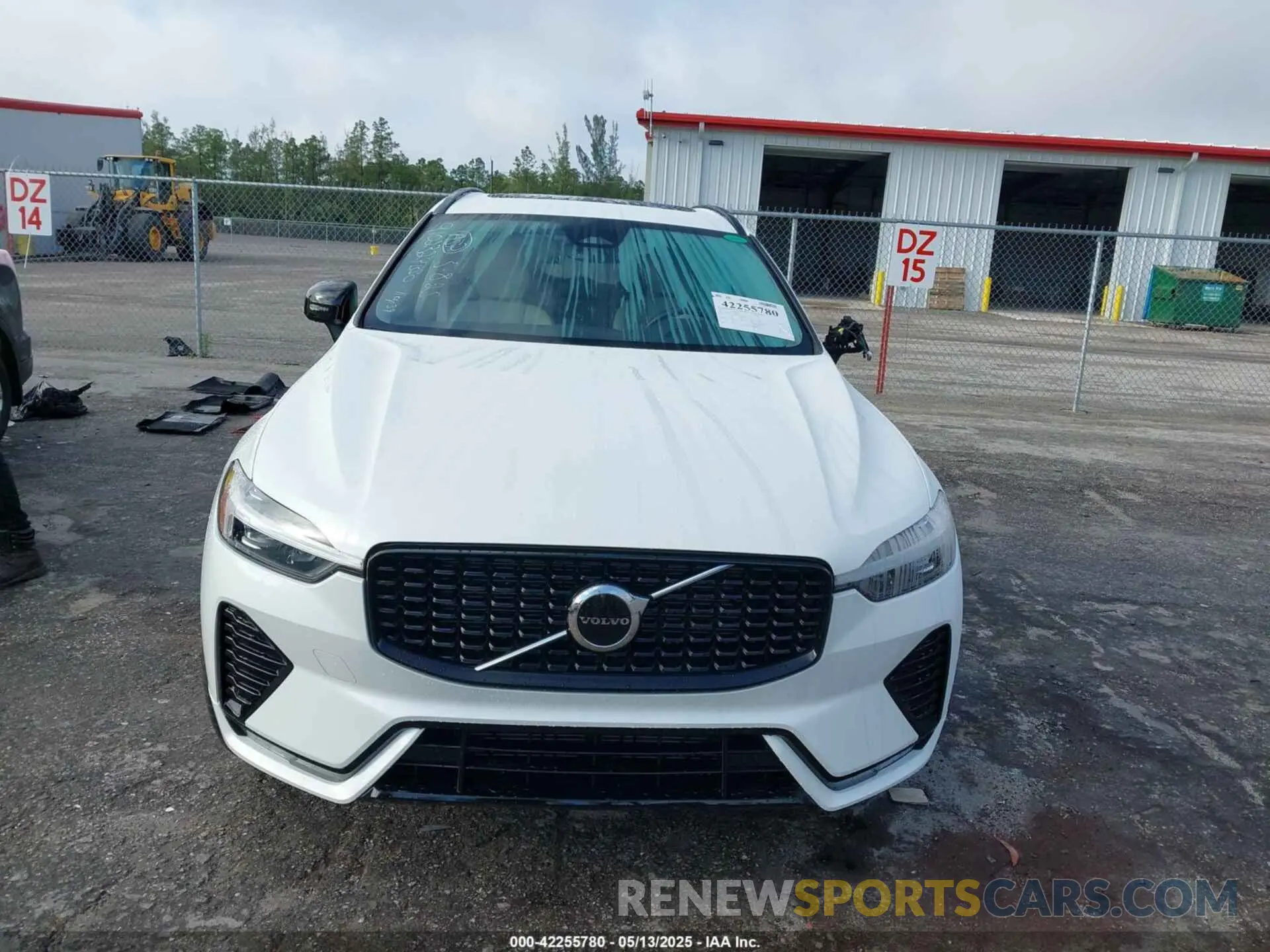 13 Фотография поврежденного автомобиля YV4L12RK2R1910232 VOLVO XC60 2024