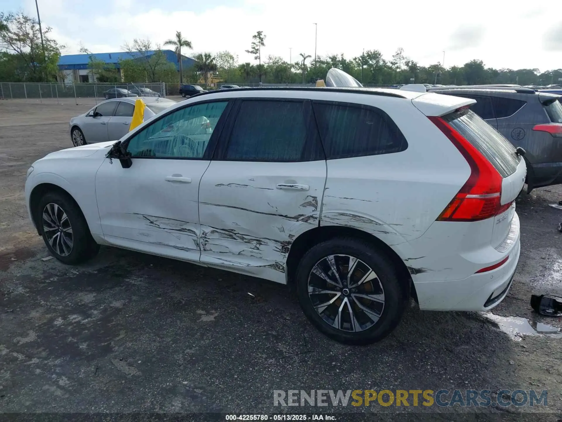 15 Фотография поврежденного автомобиля YV4L12RK2R1910232 VOLVO XC60 2024