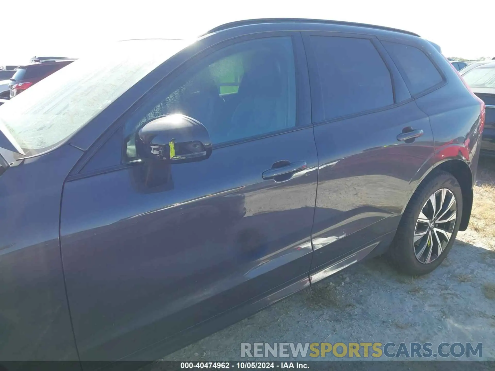 6 Photograph of a damaged car YV4L12RK6R1822218 VOLVO XC60 2024