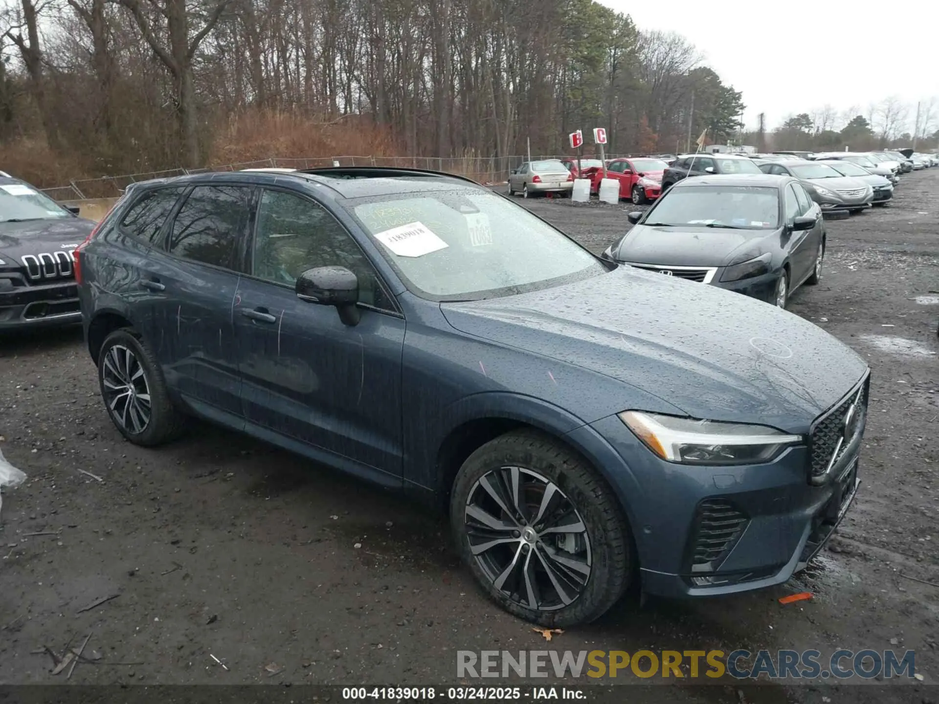 13 Фотография поврежденного автомобиля YV4L12RL5R1840752 VOLVO XC60 2024