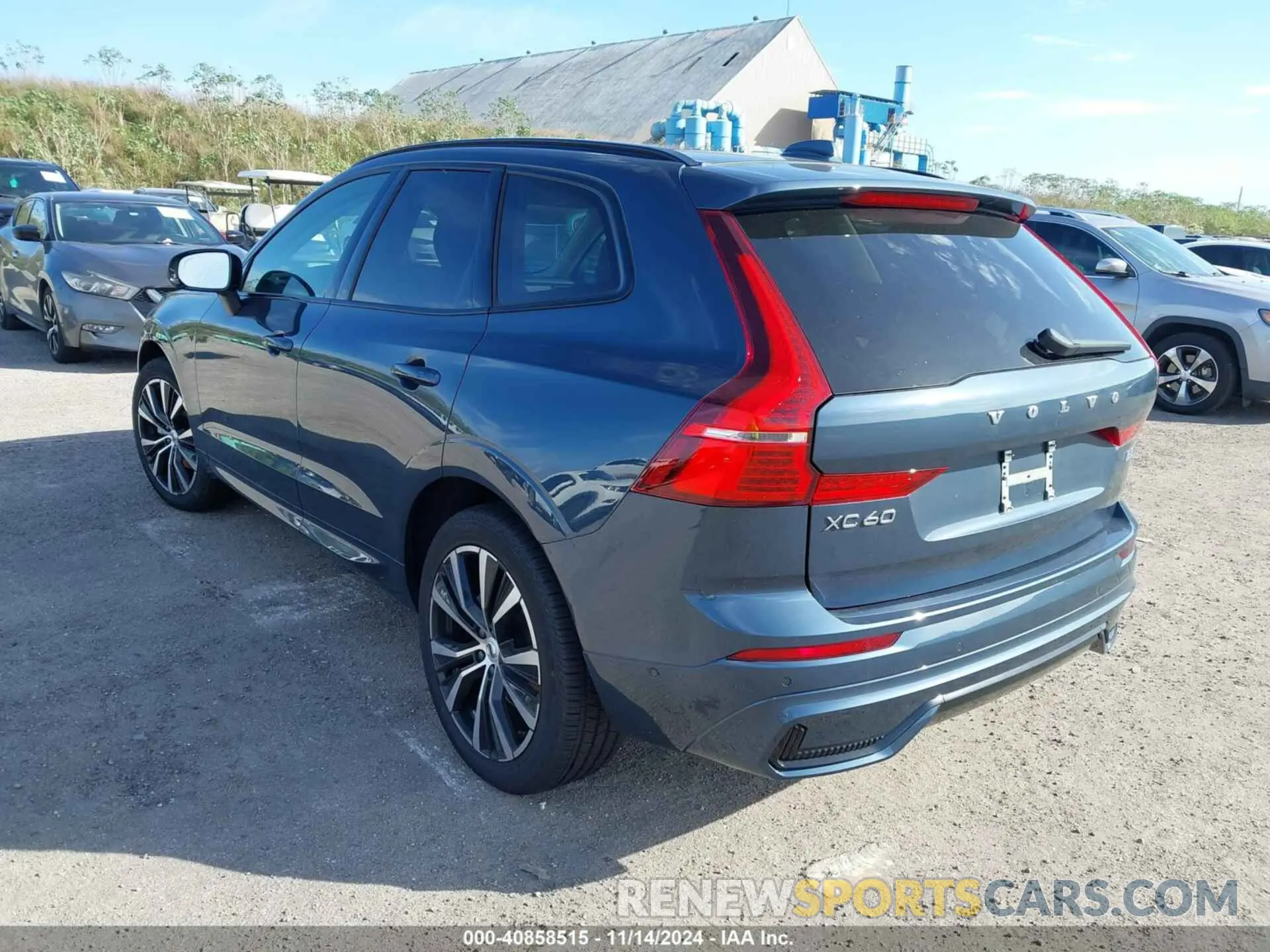 3 Фотография поврежденного автомобиля YV4L12RL7R1928699 VOLVO XC60 2024